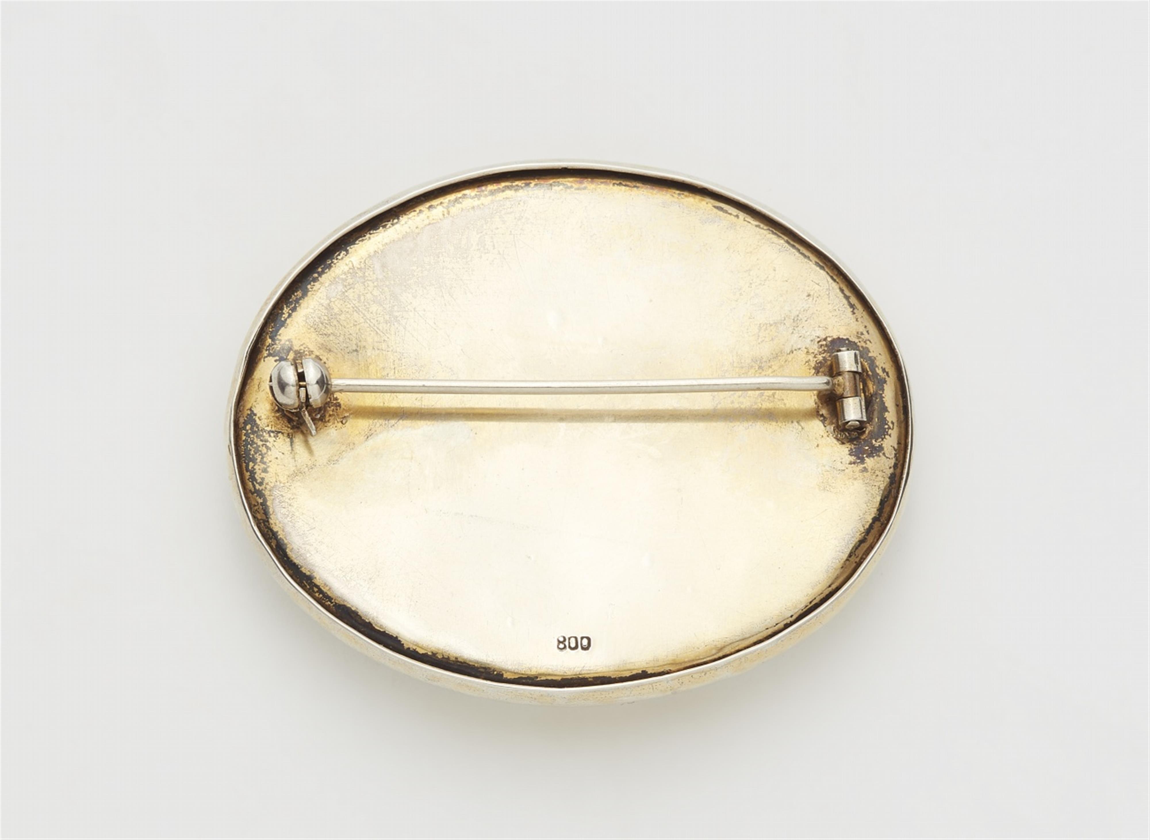 A silver gilt micromosaic brooch - image-2