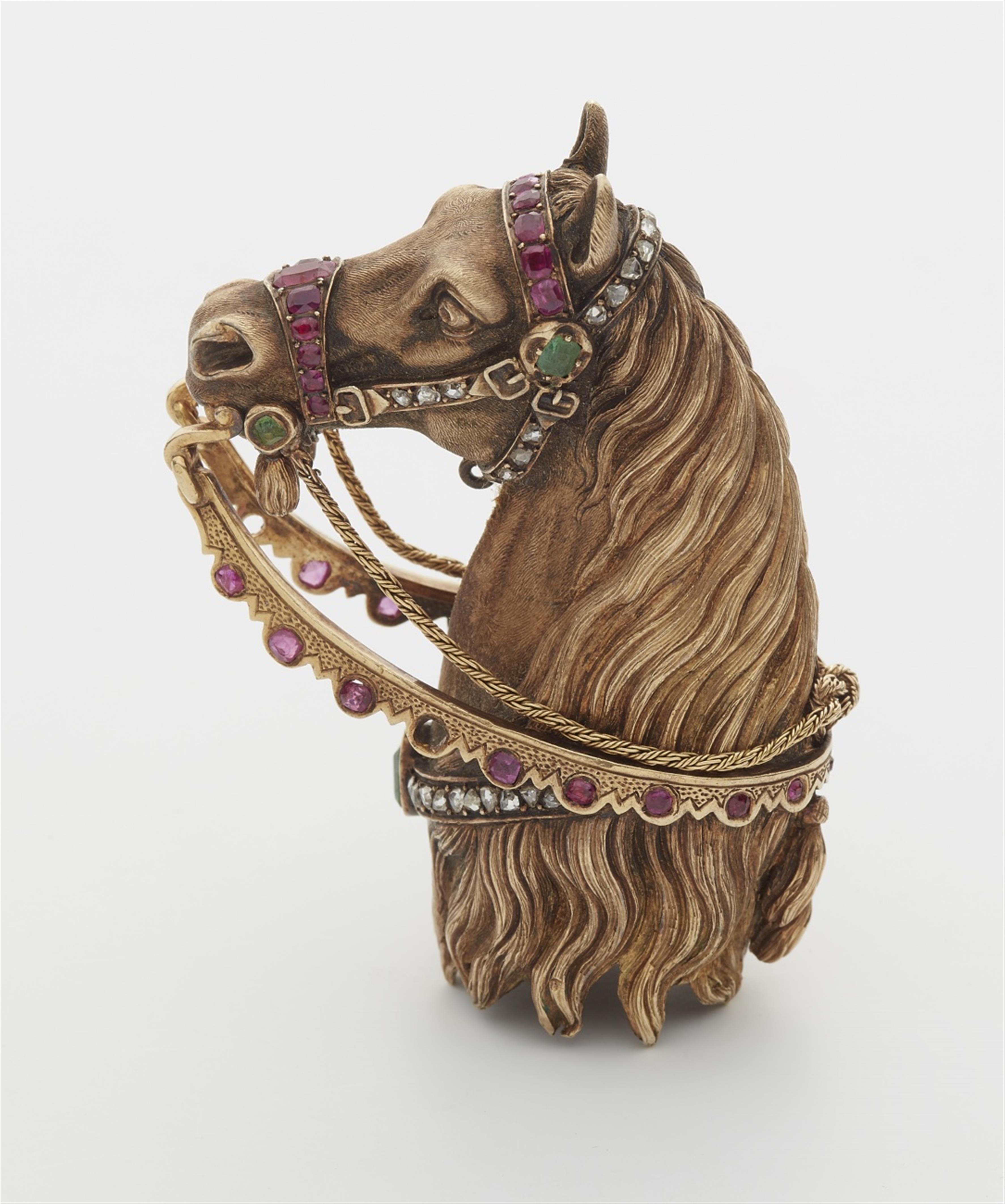 An 18k gold and gemstone model of a horse's head - image-2