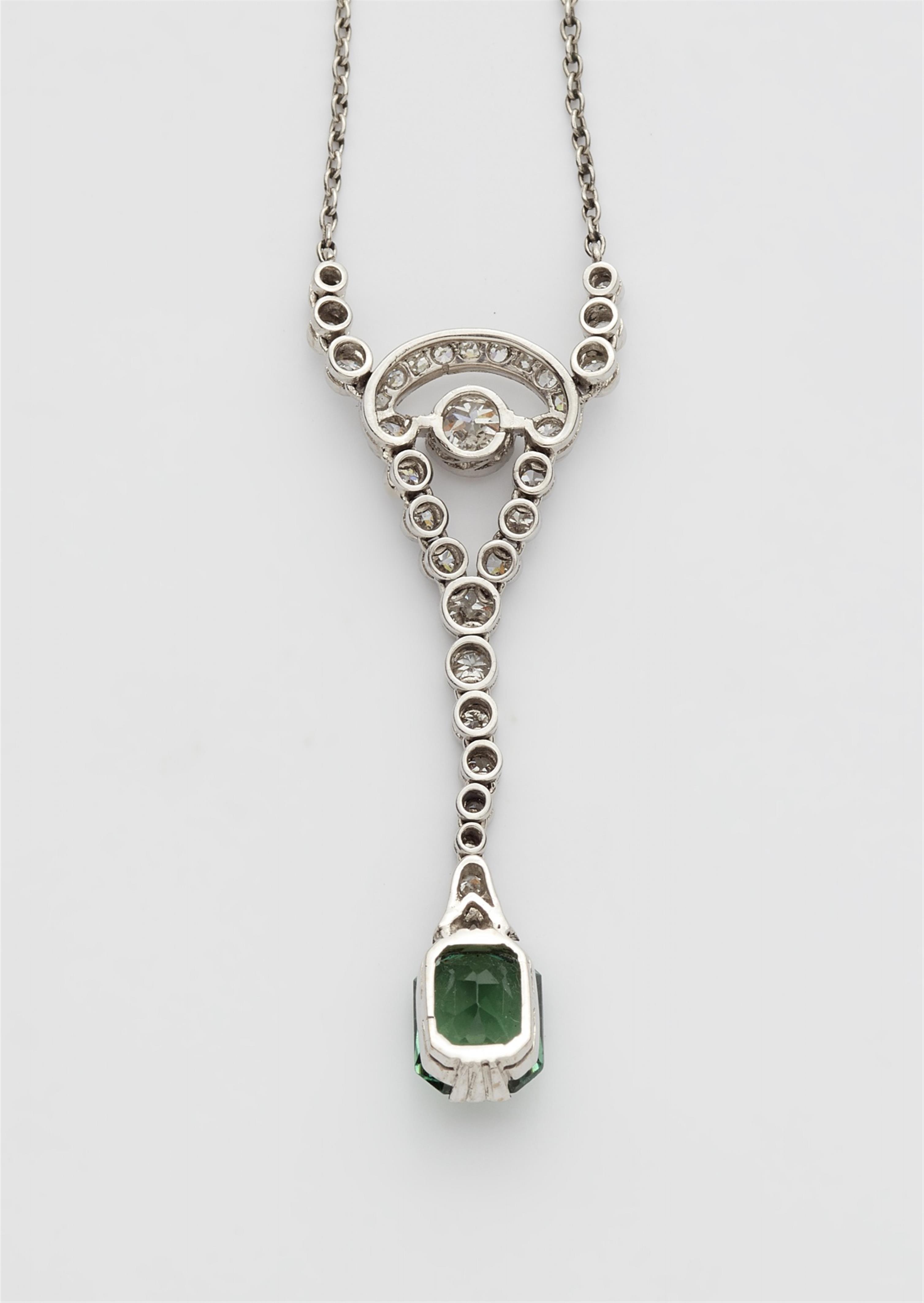 An 18k white gold and tourmaline collier negligé - image-2
