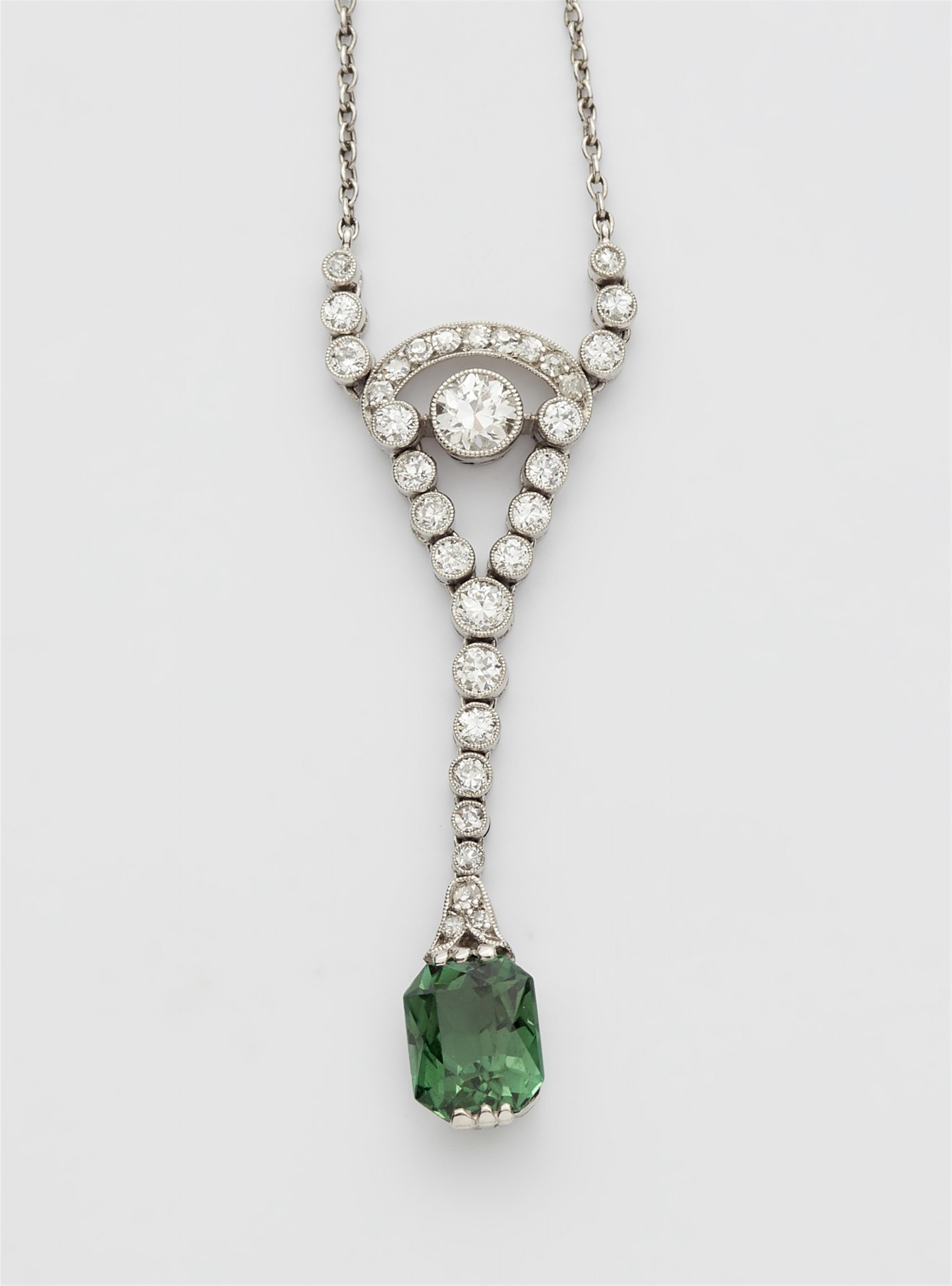 An 18k white gold and tourmaline collier negligé - image-1