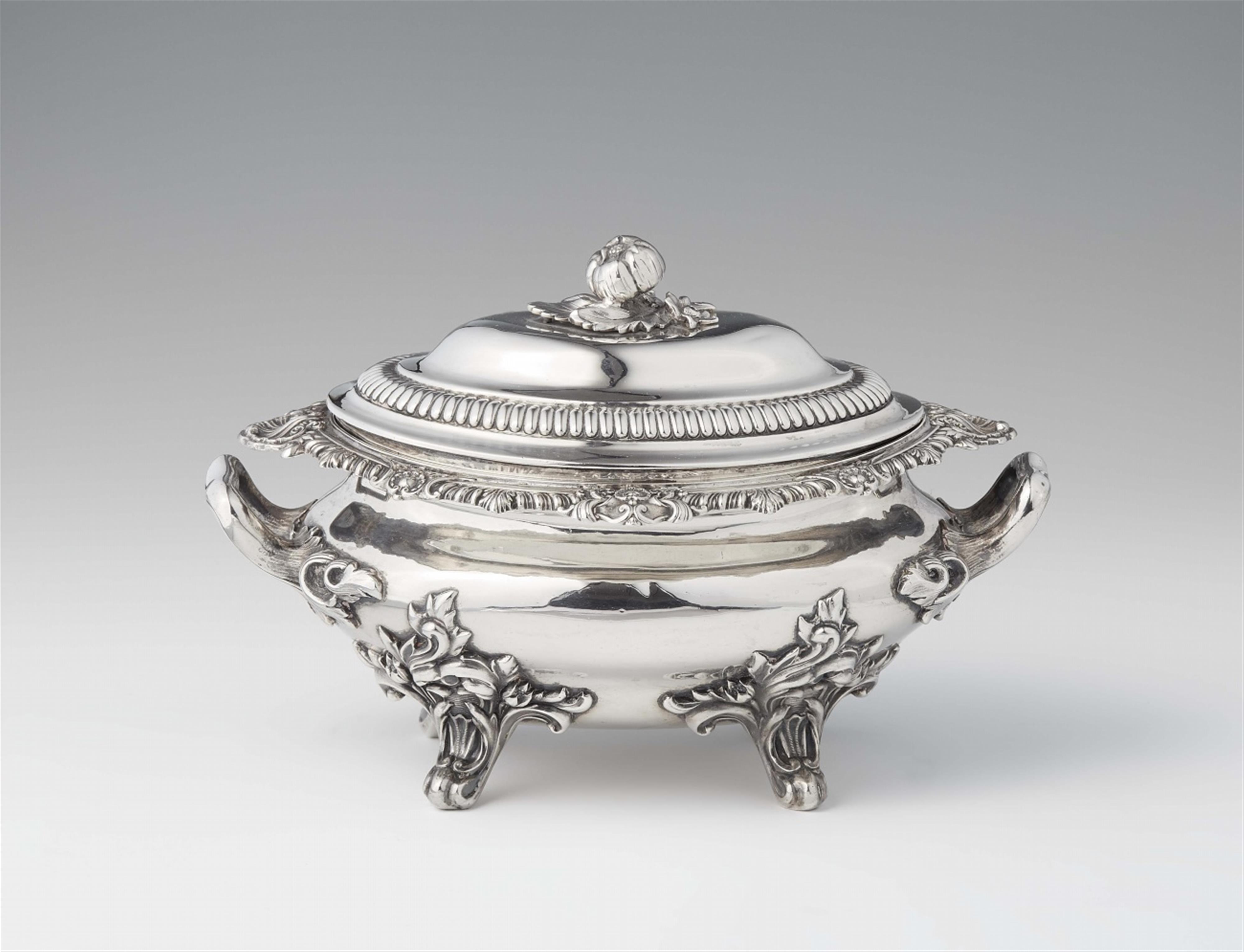 A small Victorian silver tureen and cover - image-1