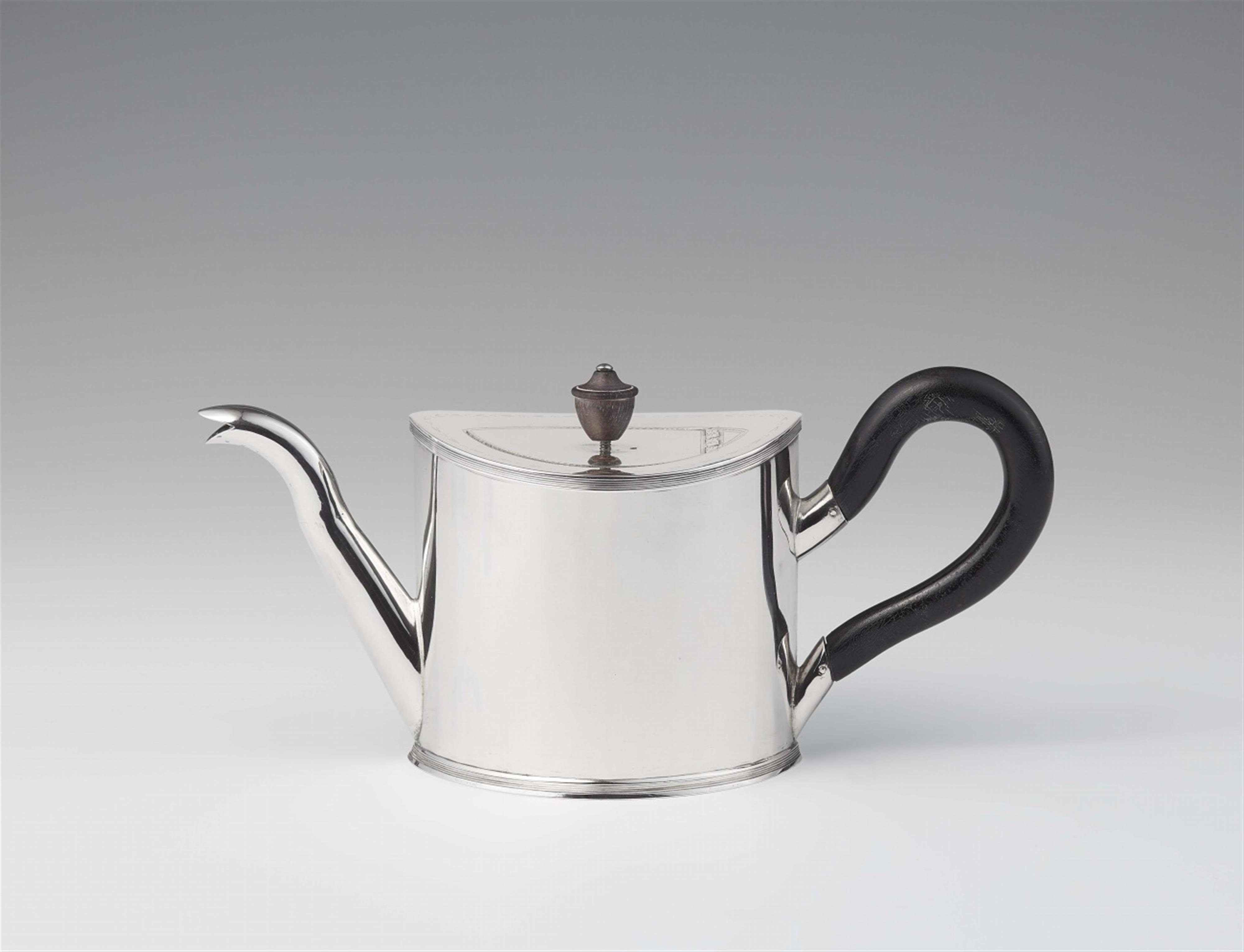 A small Leiden silver teapot - image-1