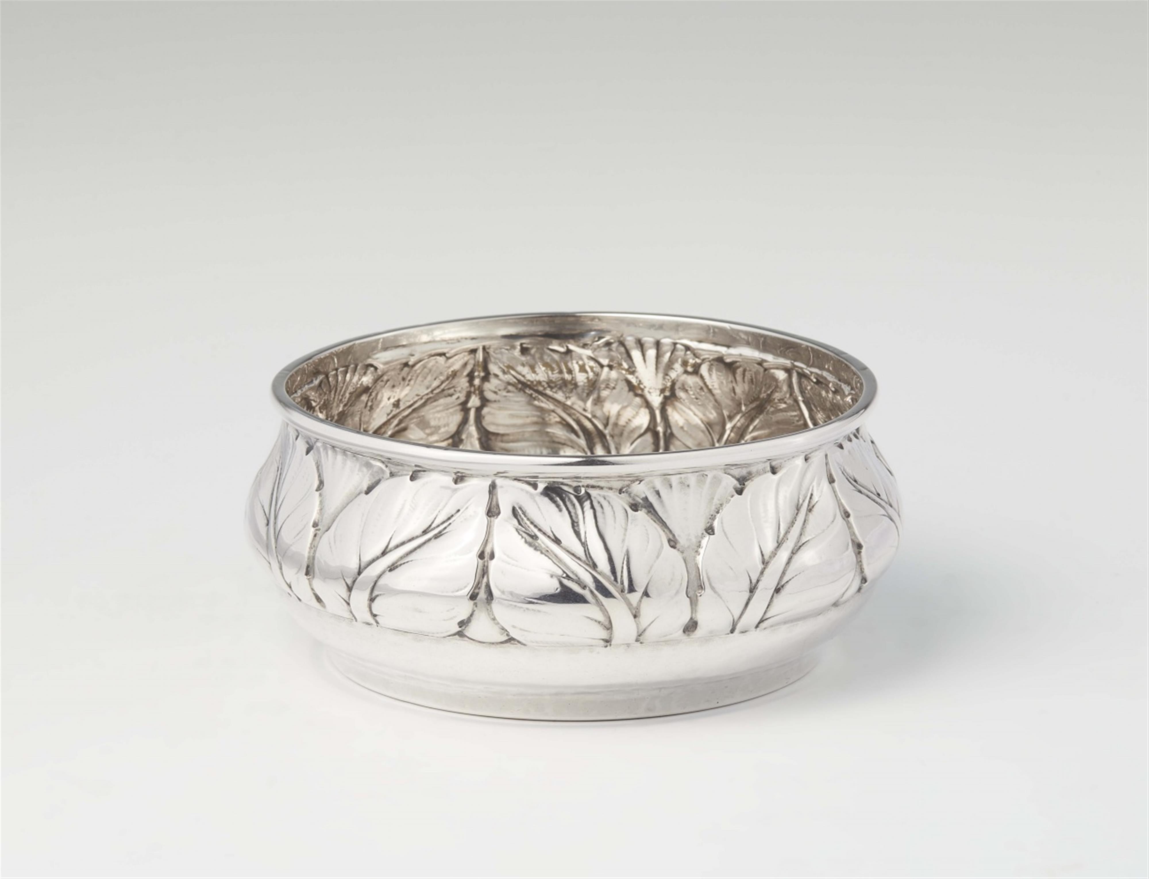 A Copenhagen Jugendstil silver dish - image-1