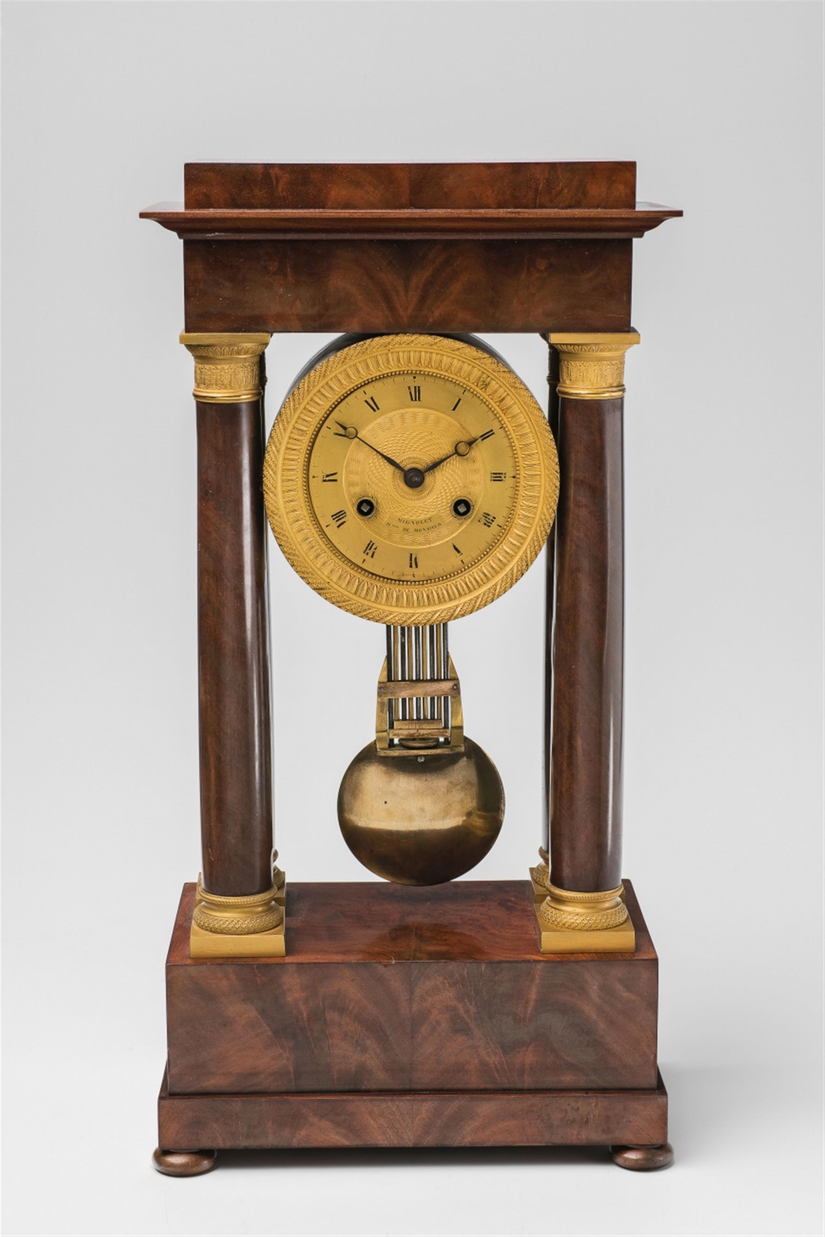 A French portico pendulum clock - image-1
