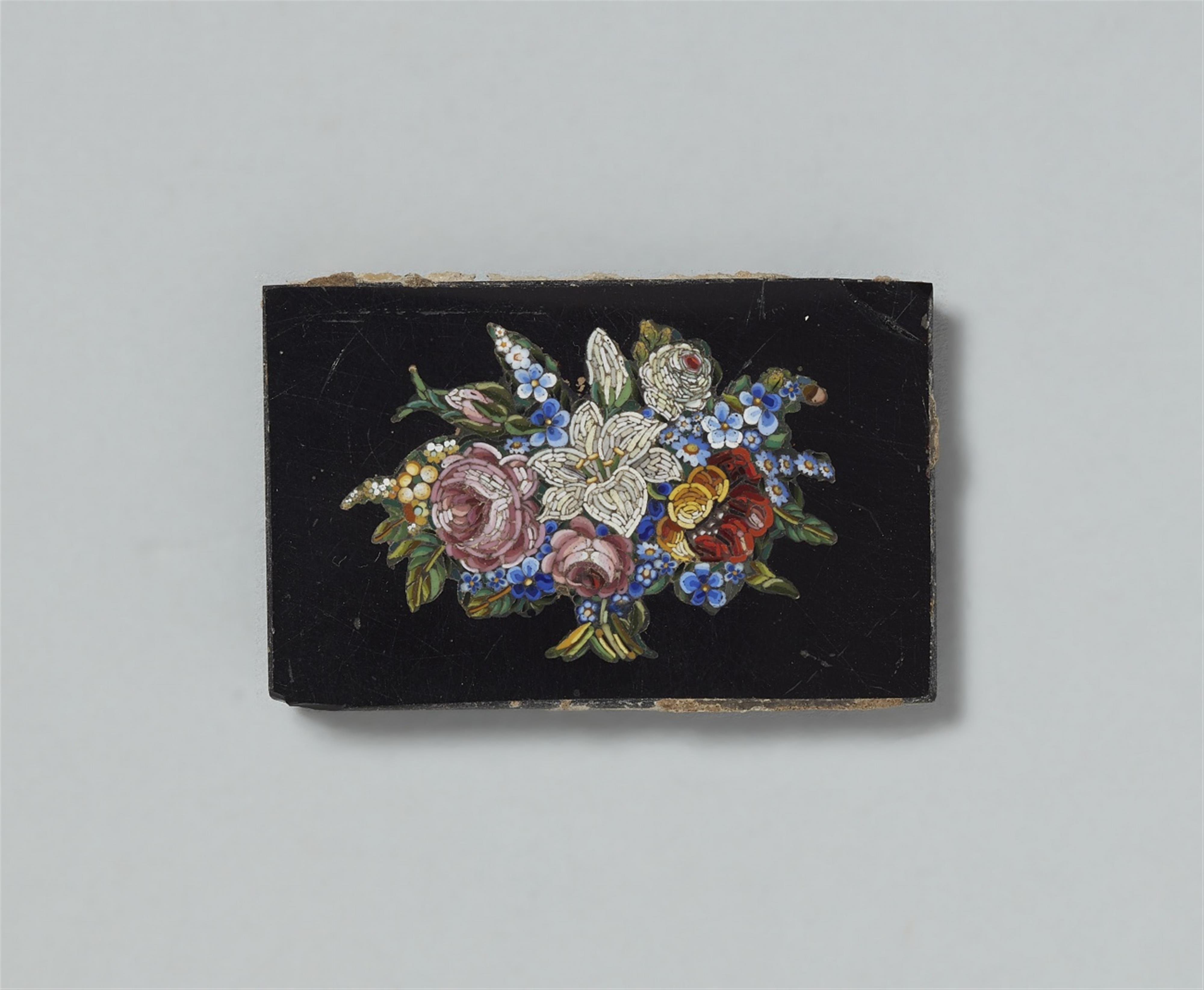 A Roman micromosaic box lid with a bouquet - image-1