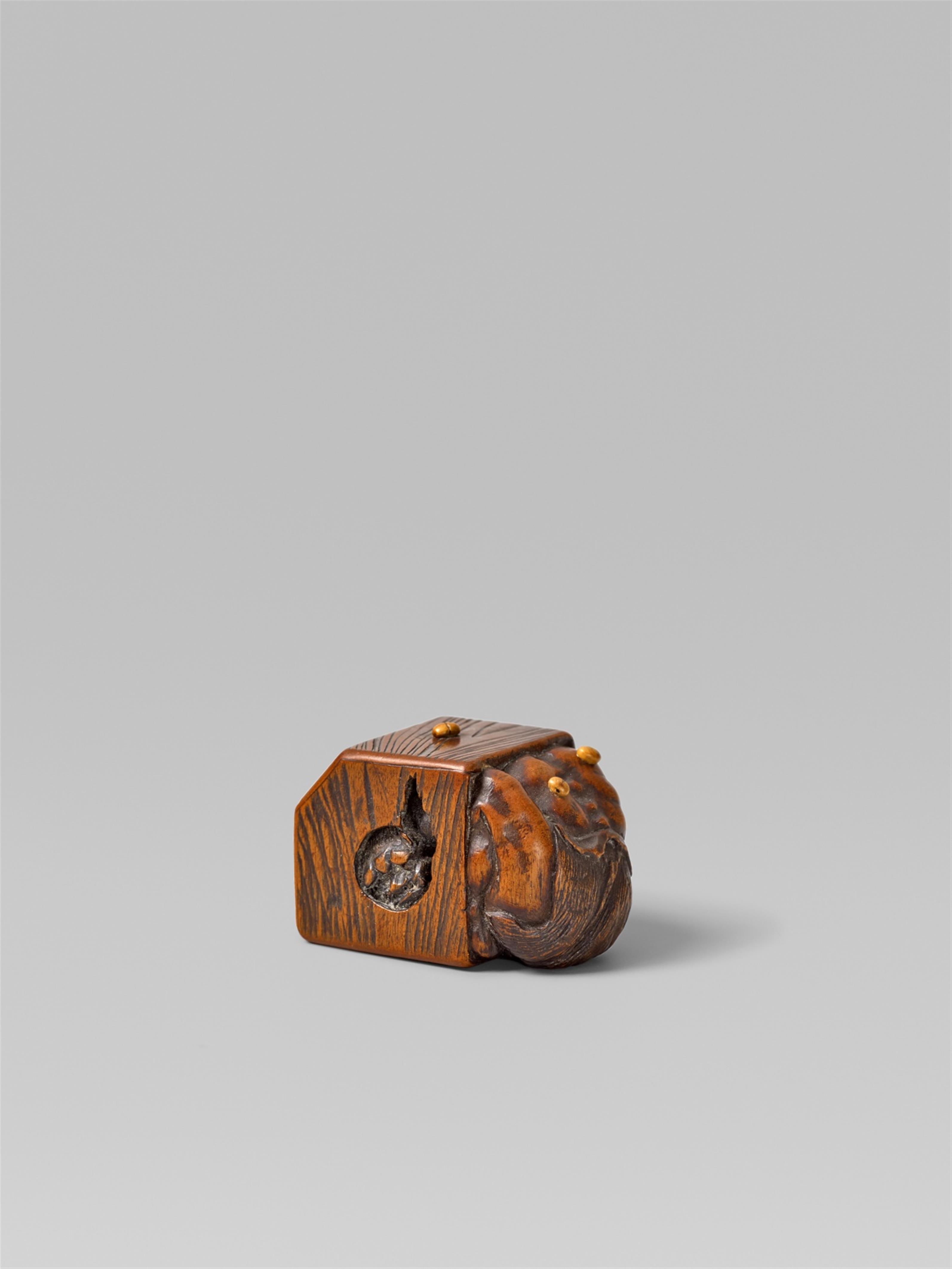 A boxwood netsuke of an oni. 19th century - image-1