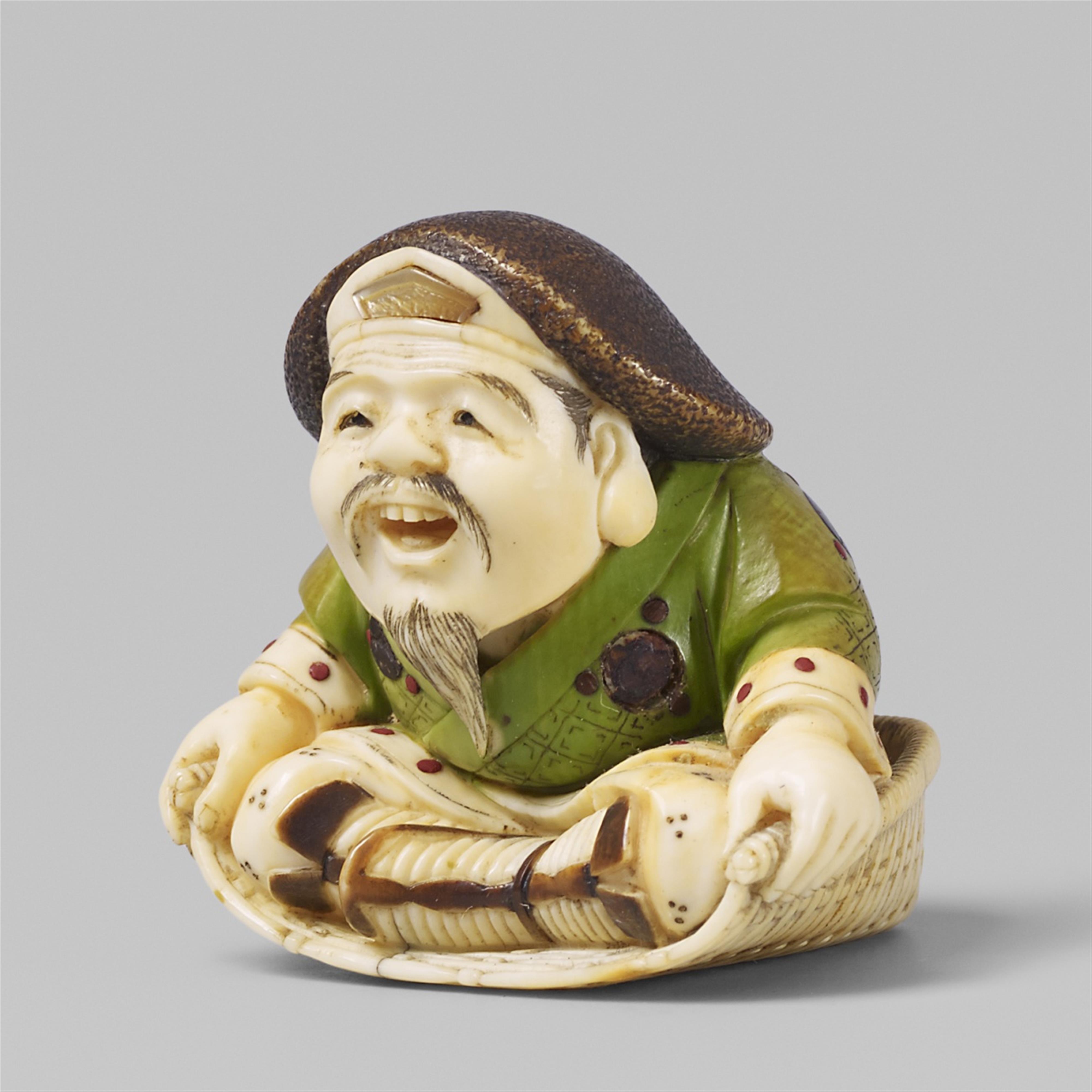 A Tokyo school ivory netsuke of Daikoku. Late 19th century - image-1