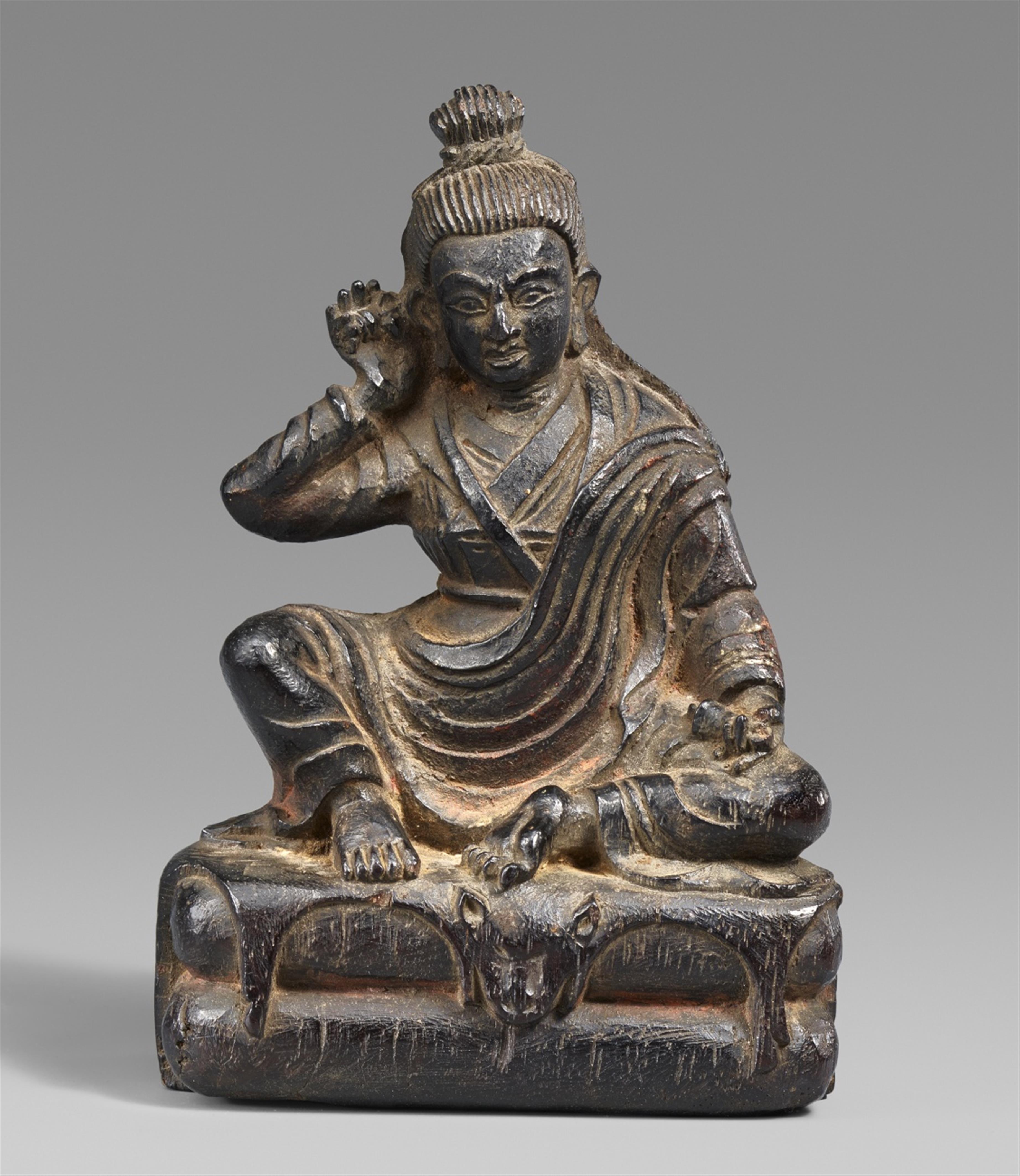 A Tibetan wooden figure of Milarepa. 18th/19th century - image-1
