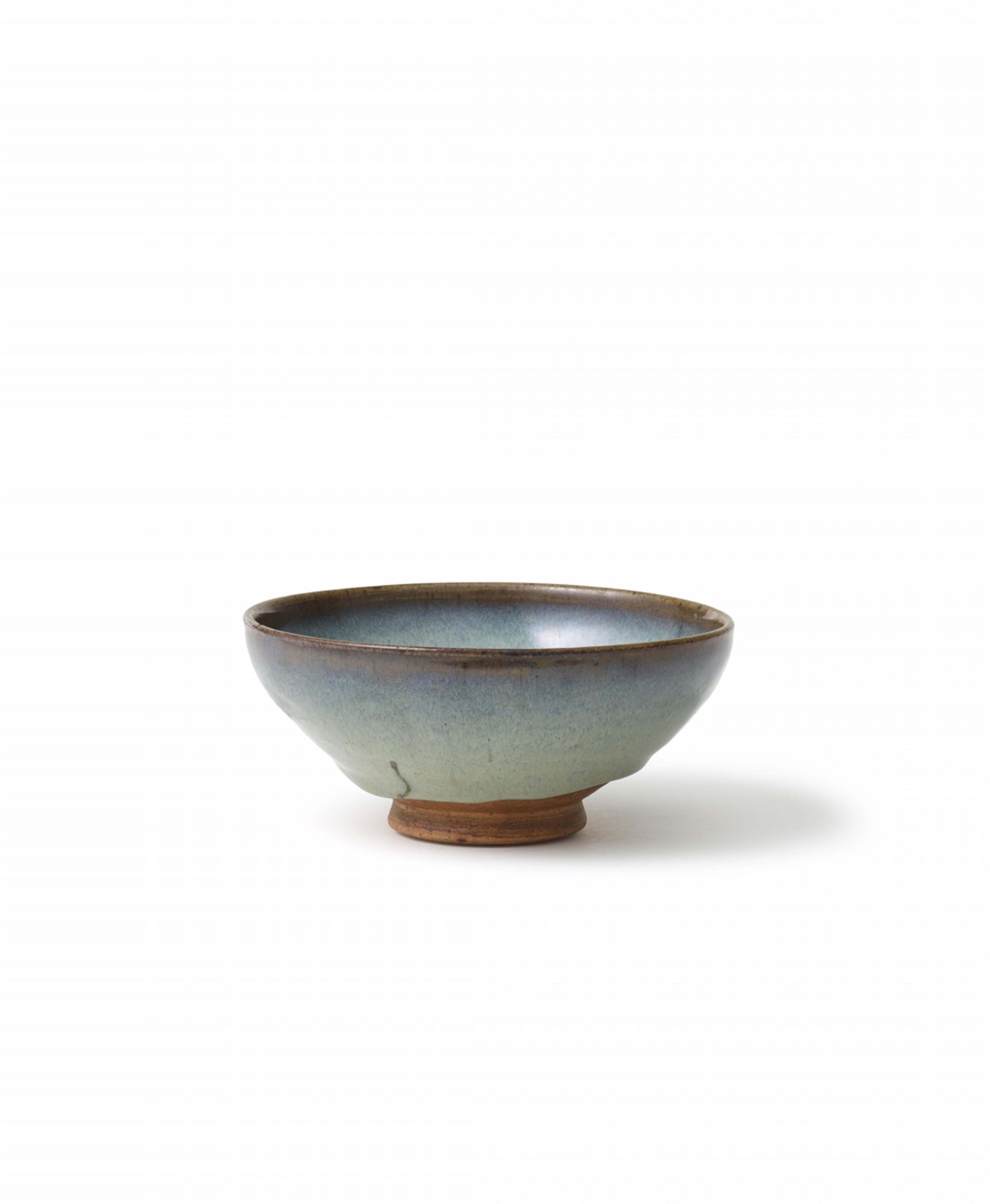 A junyao bowl. Jin/Yuan dynasty, 13th/14th century - image-1