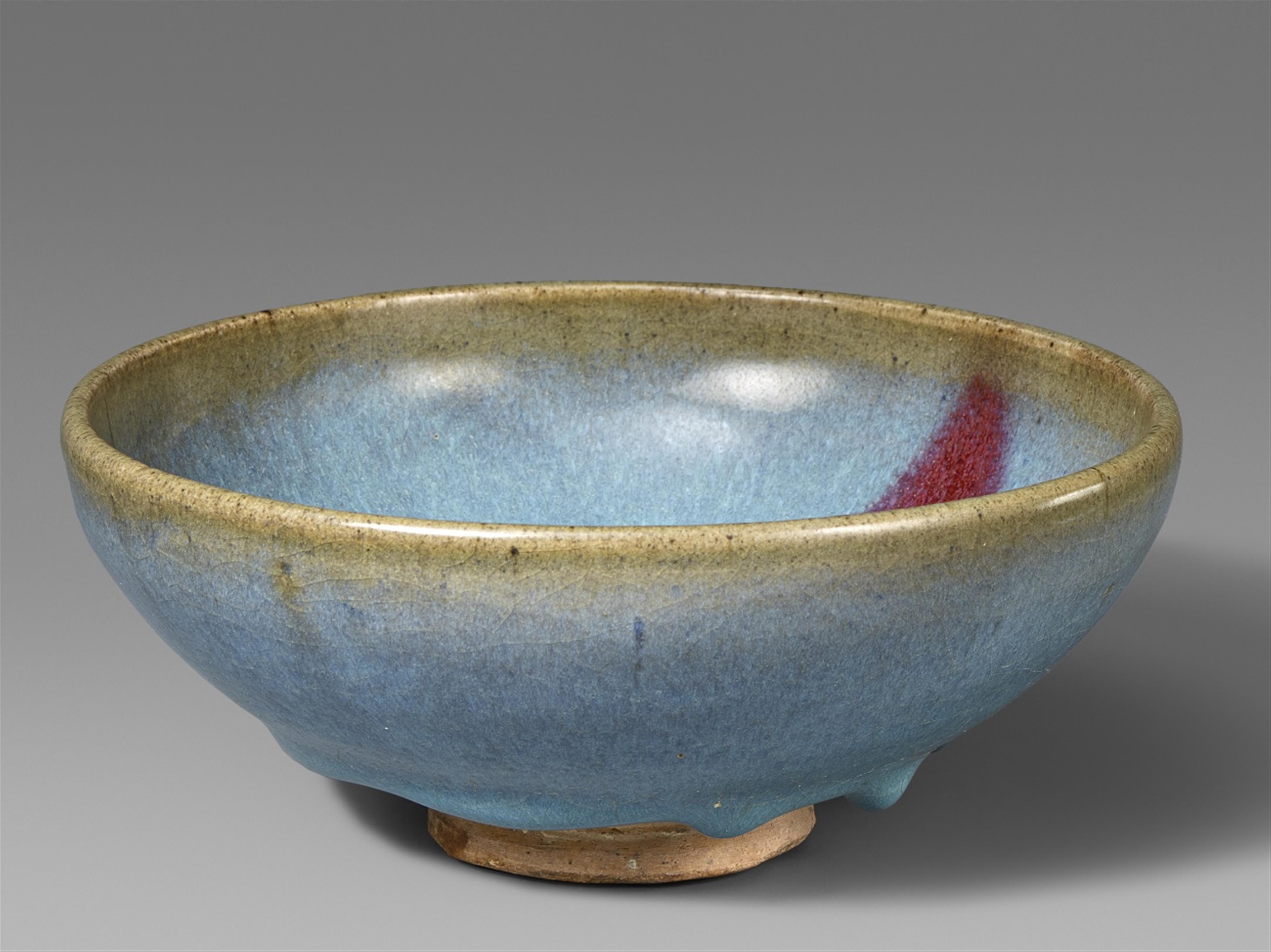A junyao bowl. Yuan dynasty or later - image-1