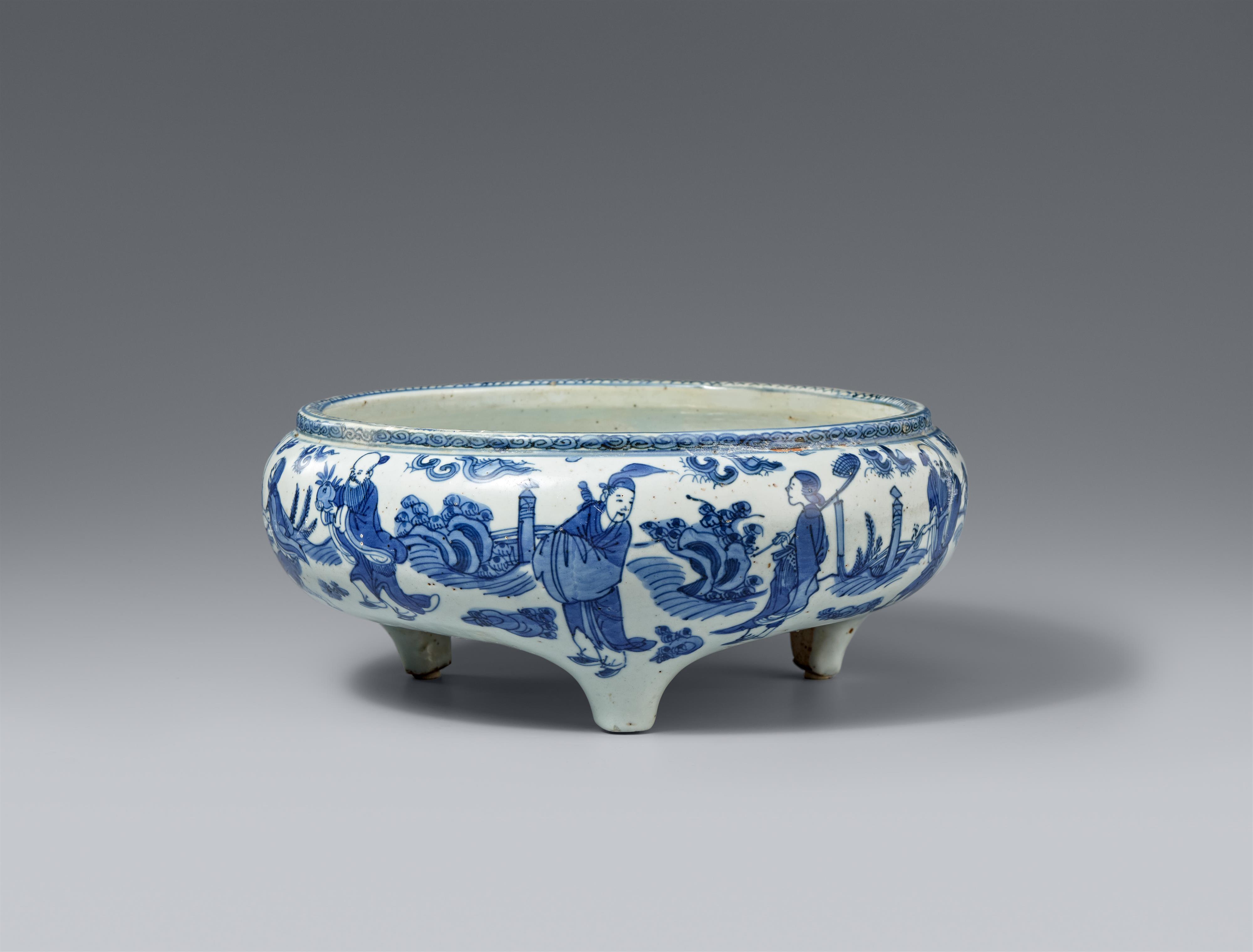 A blue and white Eight Immortal tripod censer. 17th century - image-2