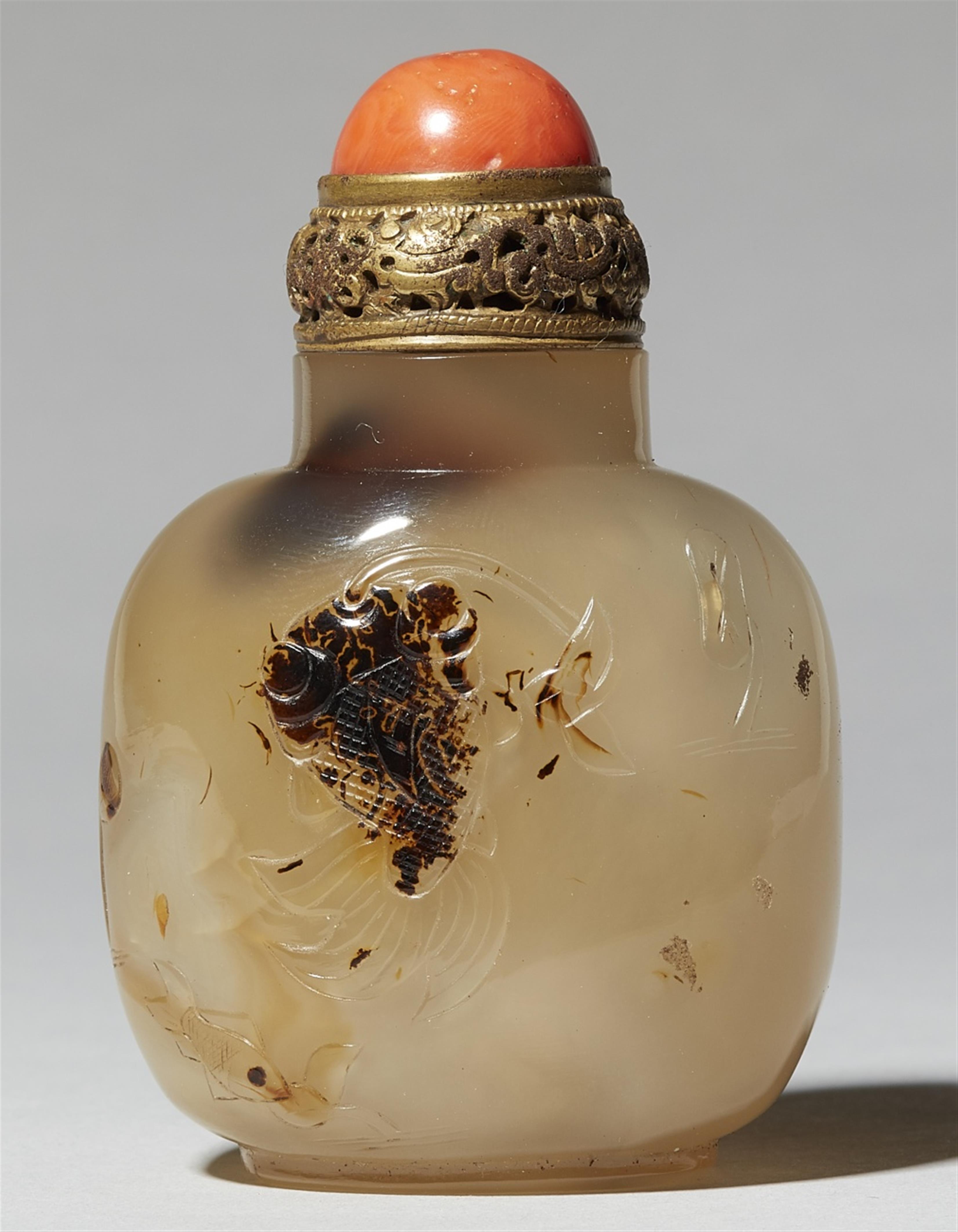 An agate snuff bottle. 19th/20th century - image-1