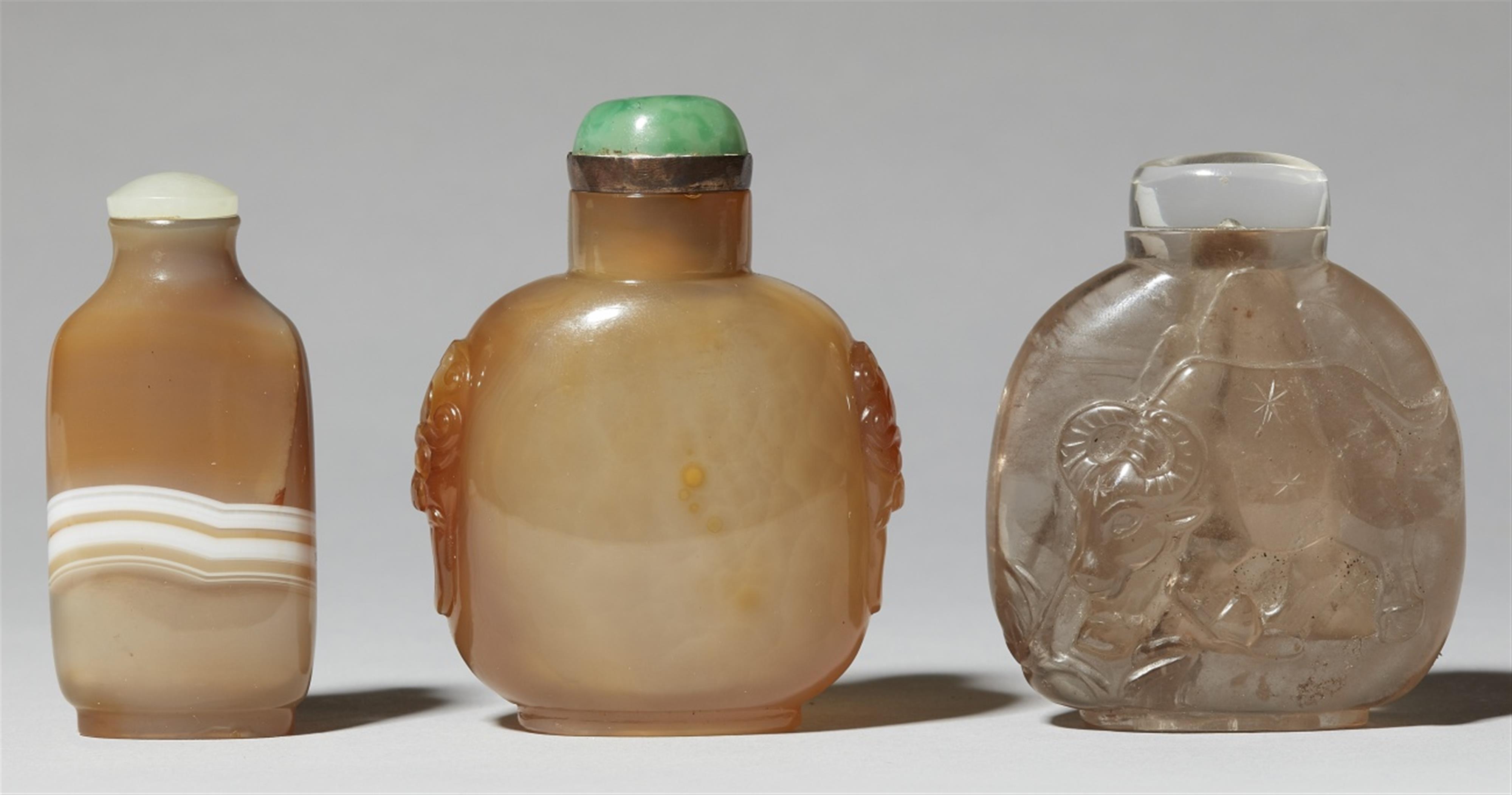 Three Snuff bottles. 19th / 20th century - image-1