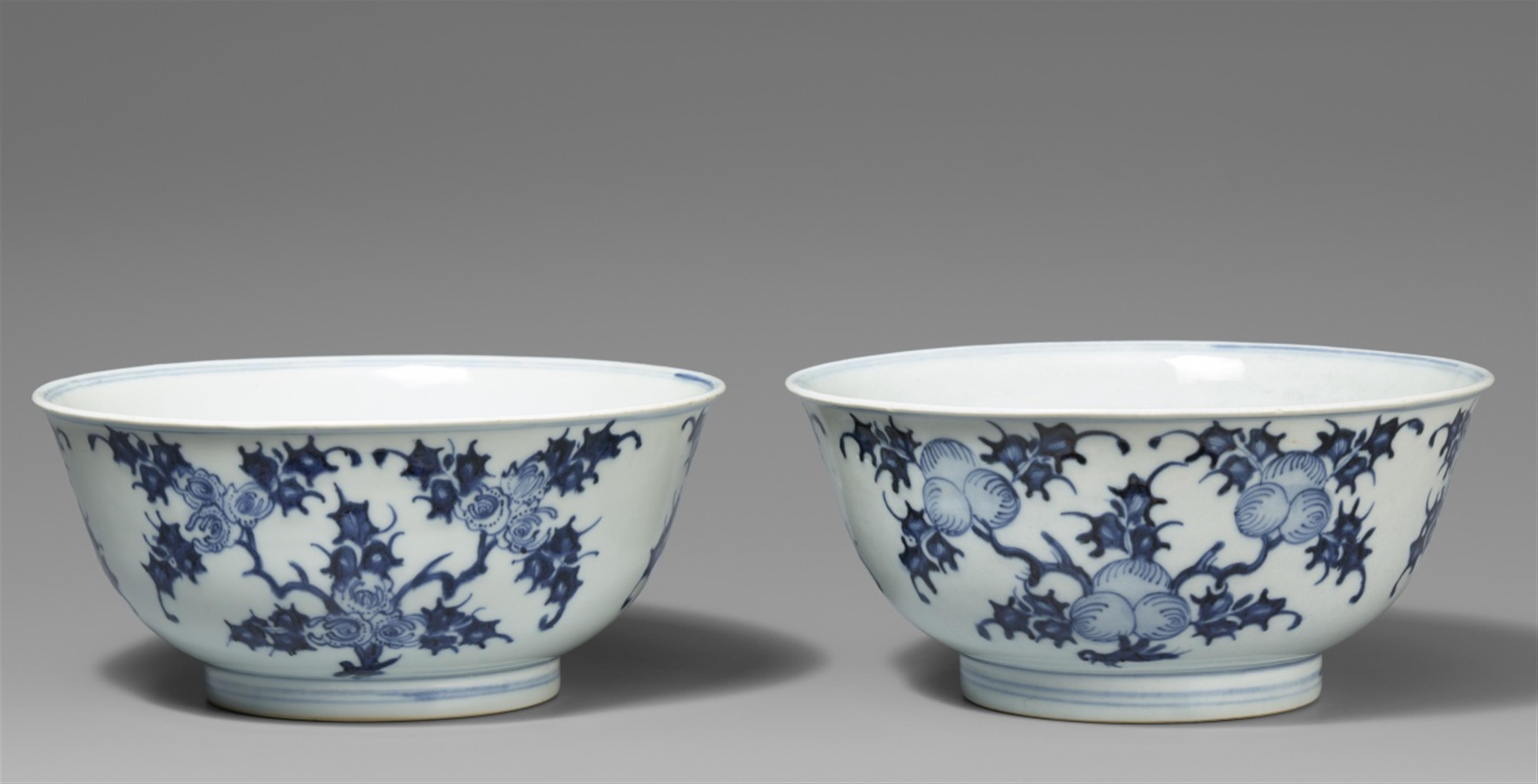 Two blue and white bowls. 18th century - image-1