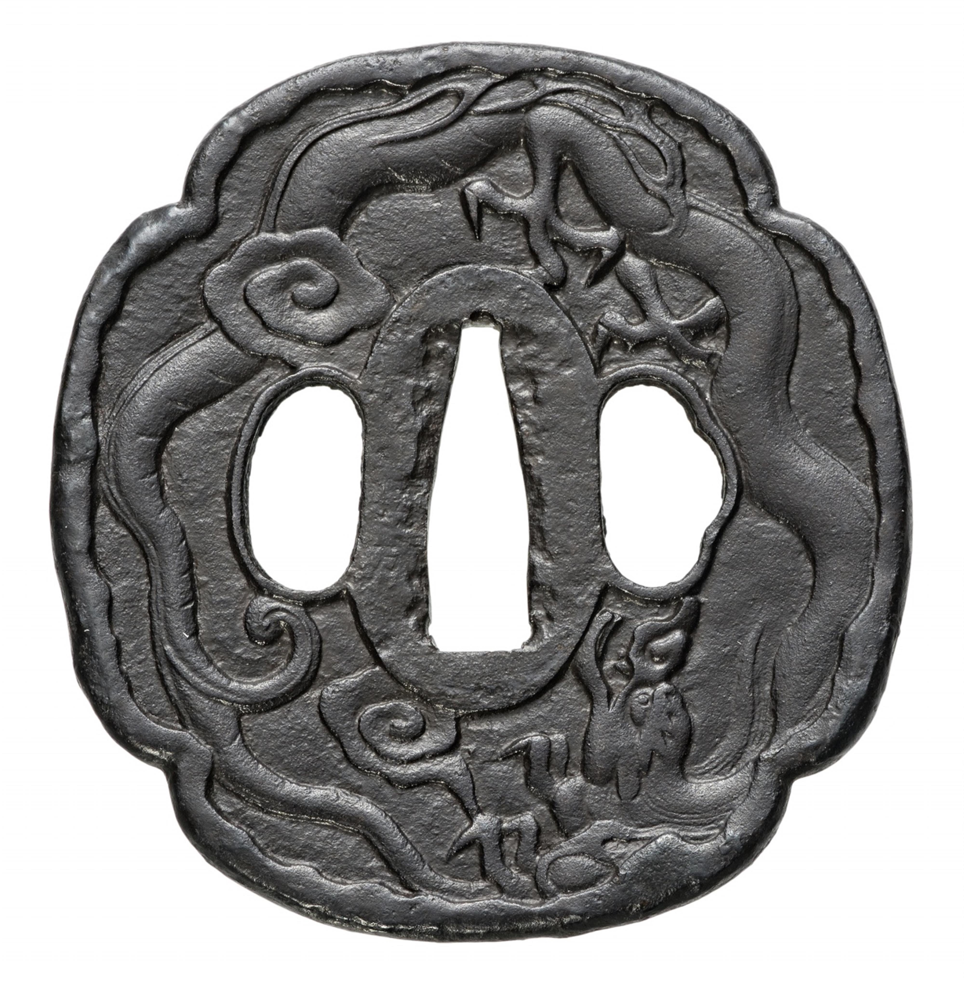 An iron tsuba. Edo period - image-1