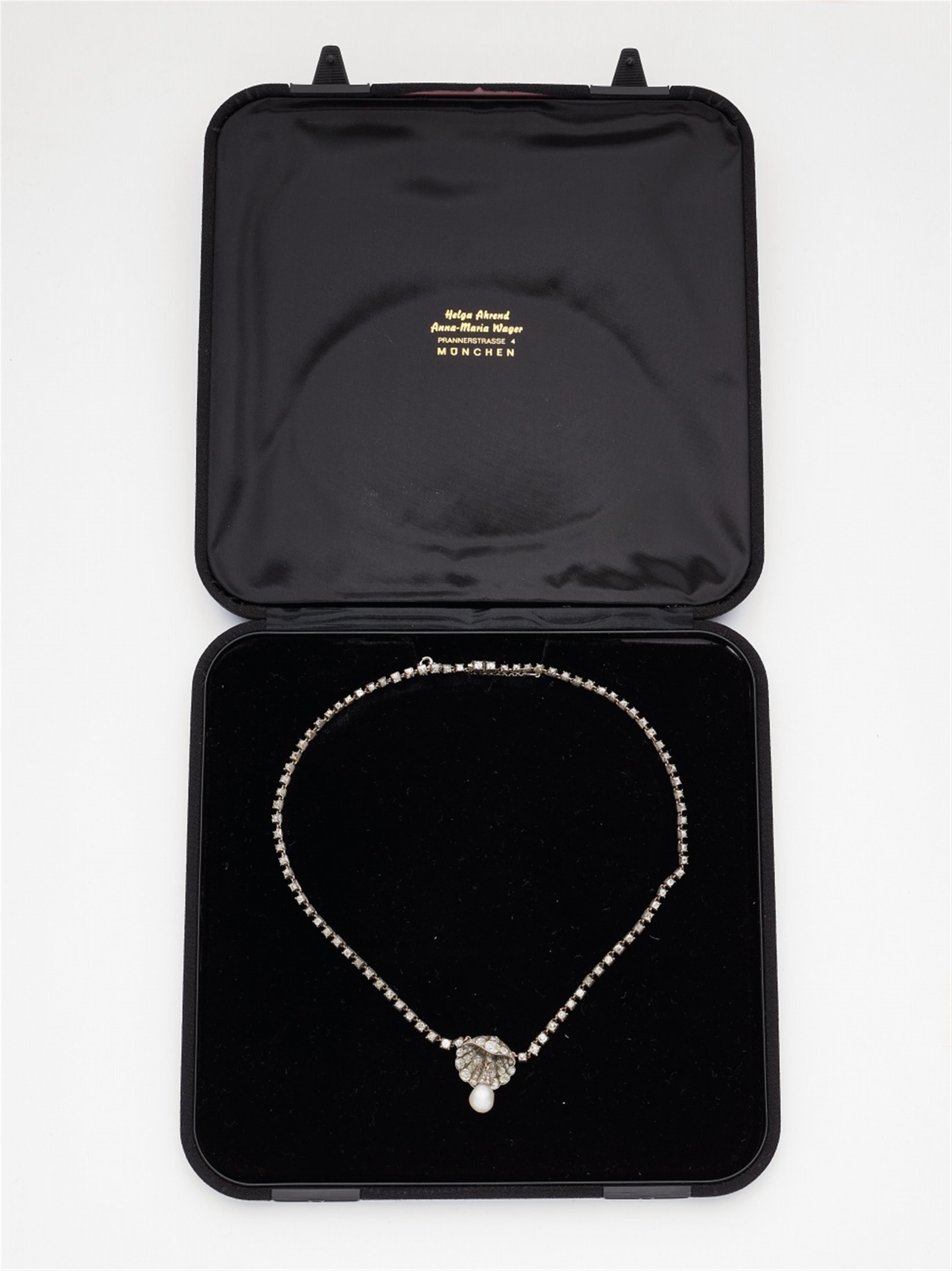 A Napoleon III Oriental pearl and diamond necklace - image-3