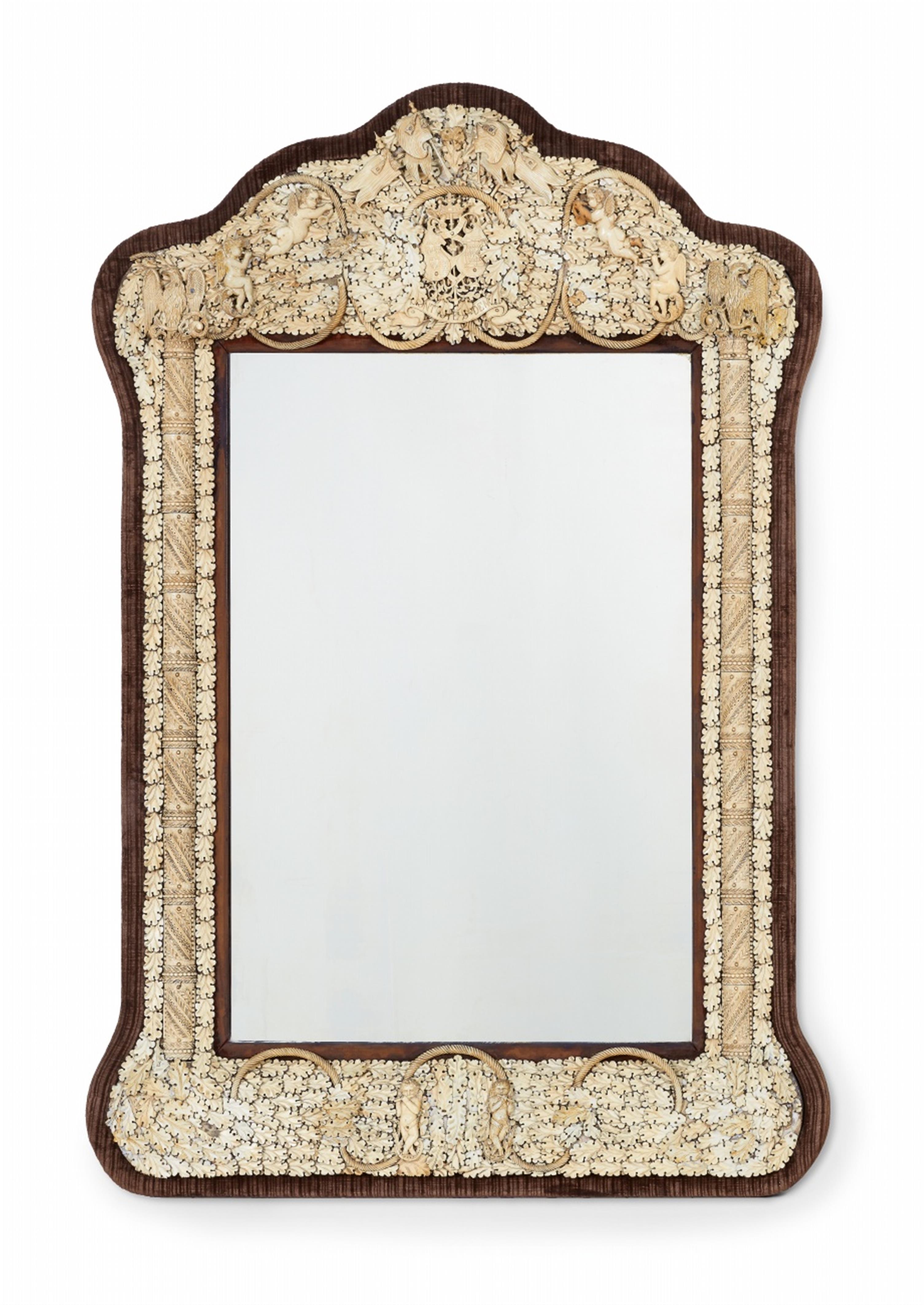 An important carved ivory frame - image-1