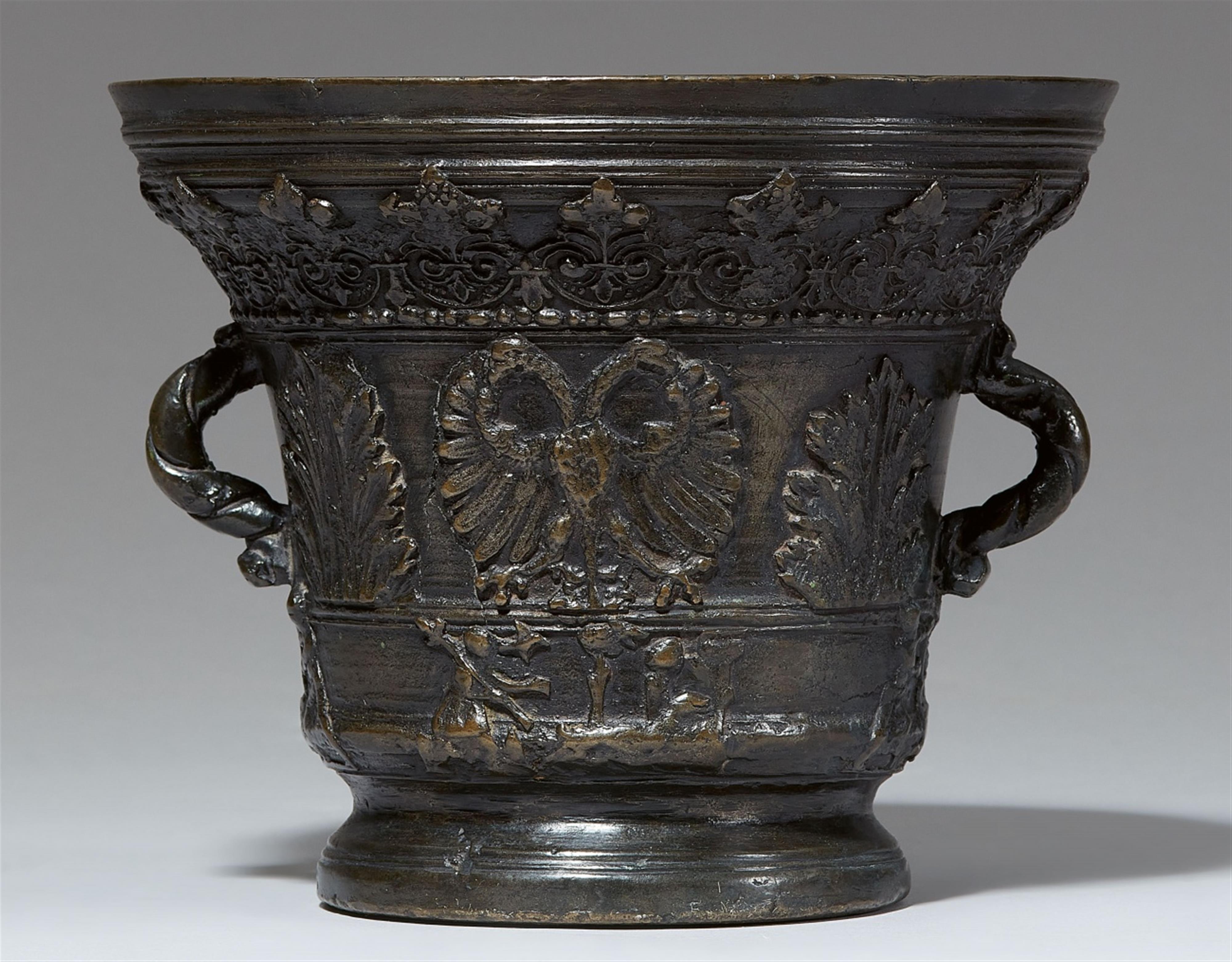 A mortar with double-headed eagle motifs - image-2