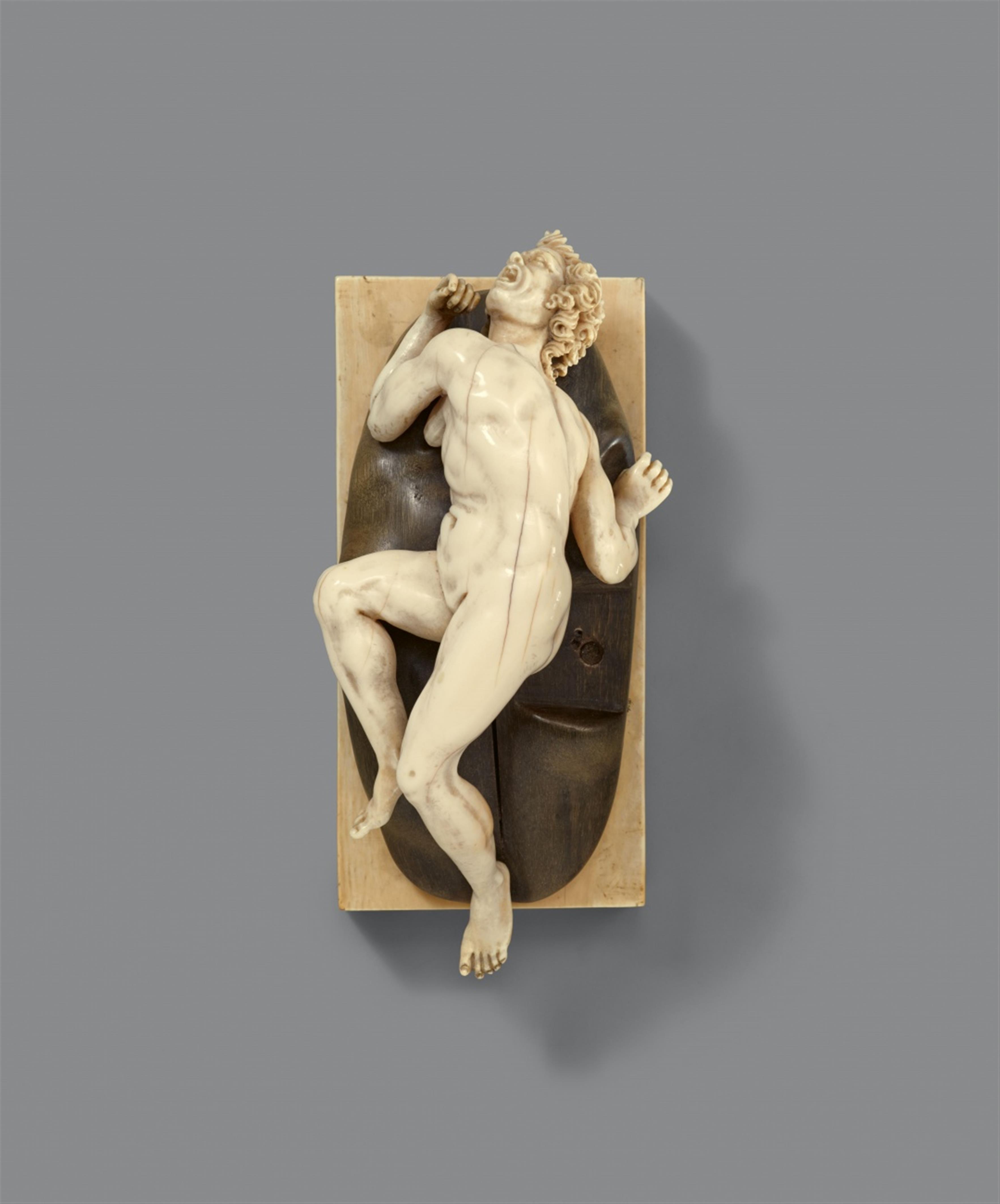 Master of the Furies, studio of - A carved ivory figure of an old woman (Personification of Envy?), by the workshop of the Master of the Furies (presumably active in Salzburg around 1600 - 1625) - image-2