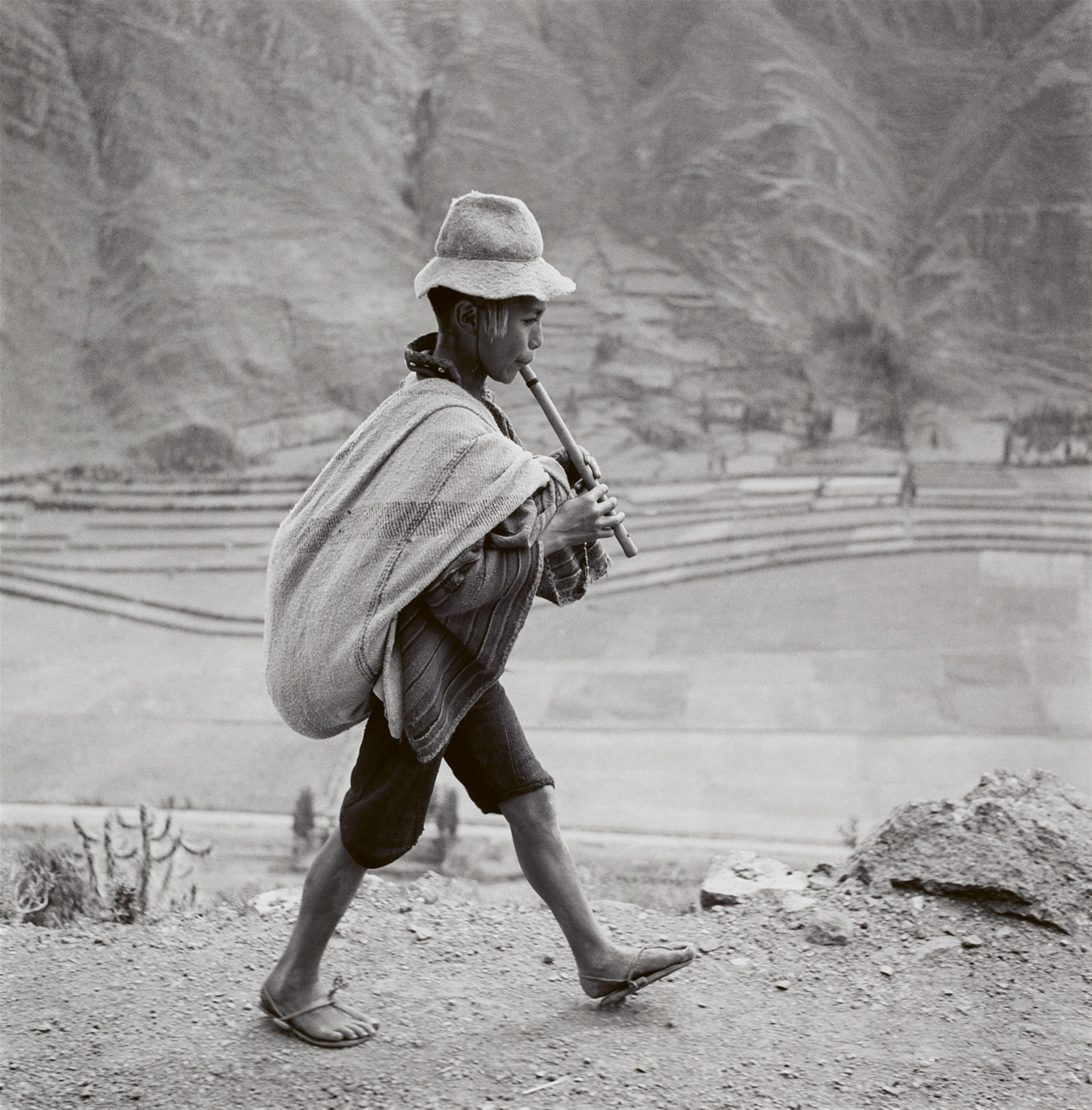 Werner Bischof - On the road to Cuzco, Peru - image-1