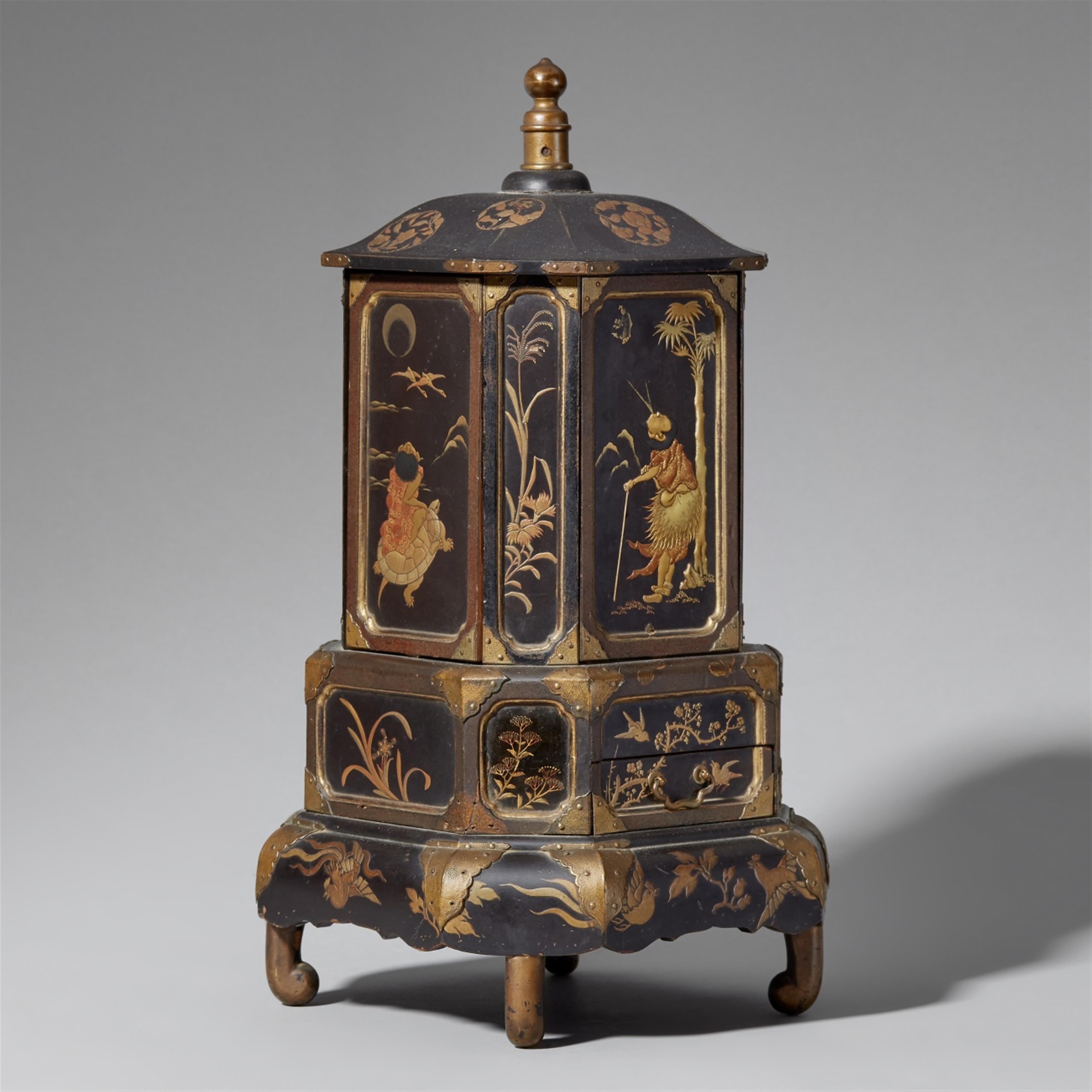 A rare lacquered wood cigar dispenser. Late 19th century - image-1