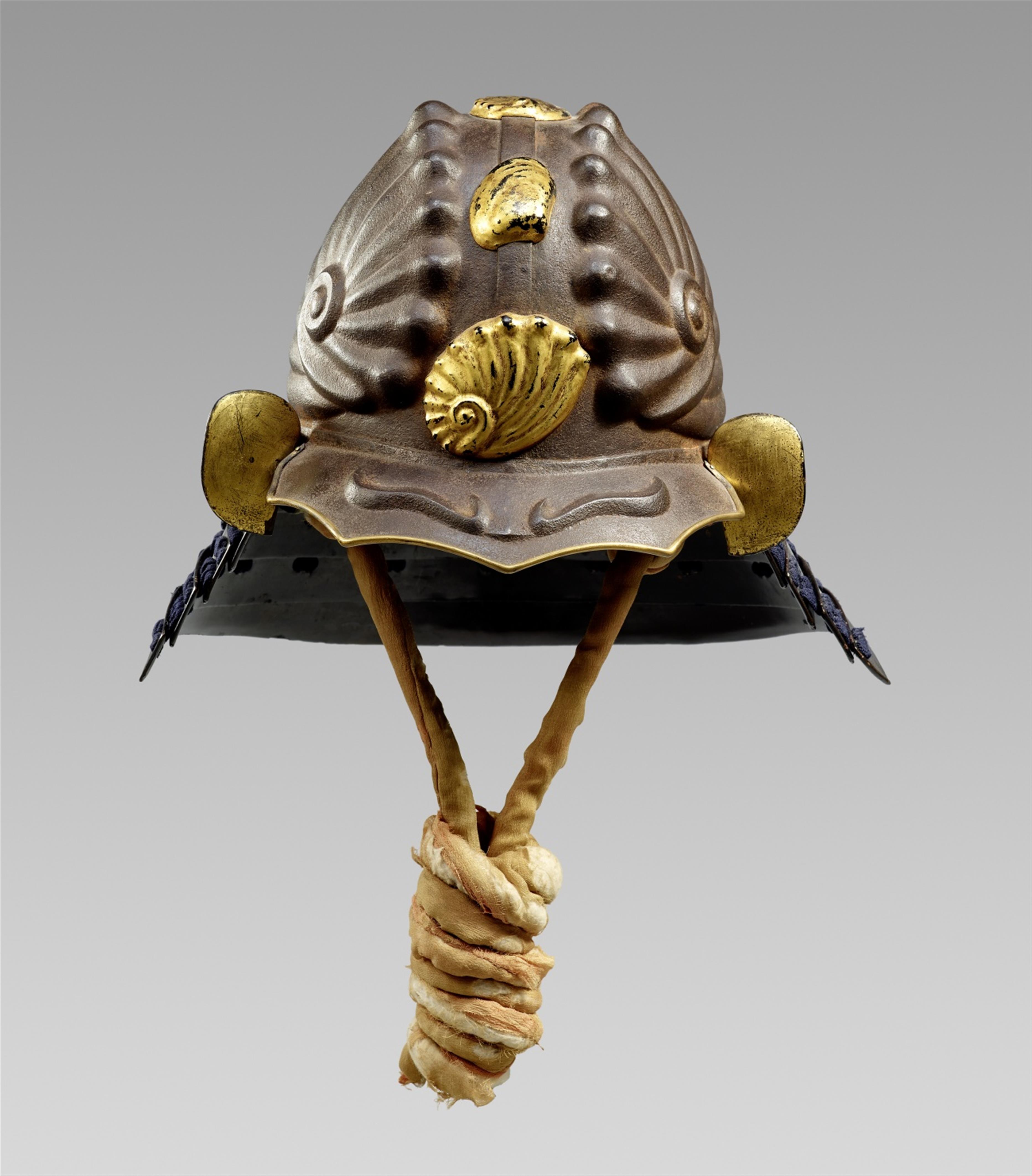 A Kawari Kabuto. Early 20th century - image-1