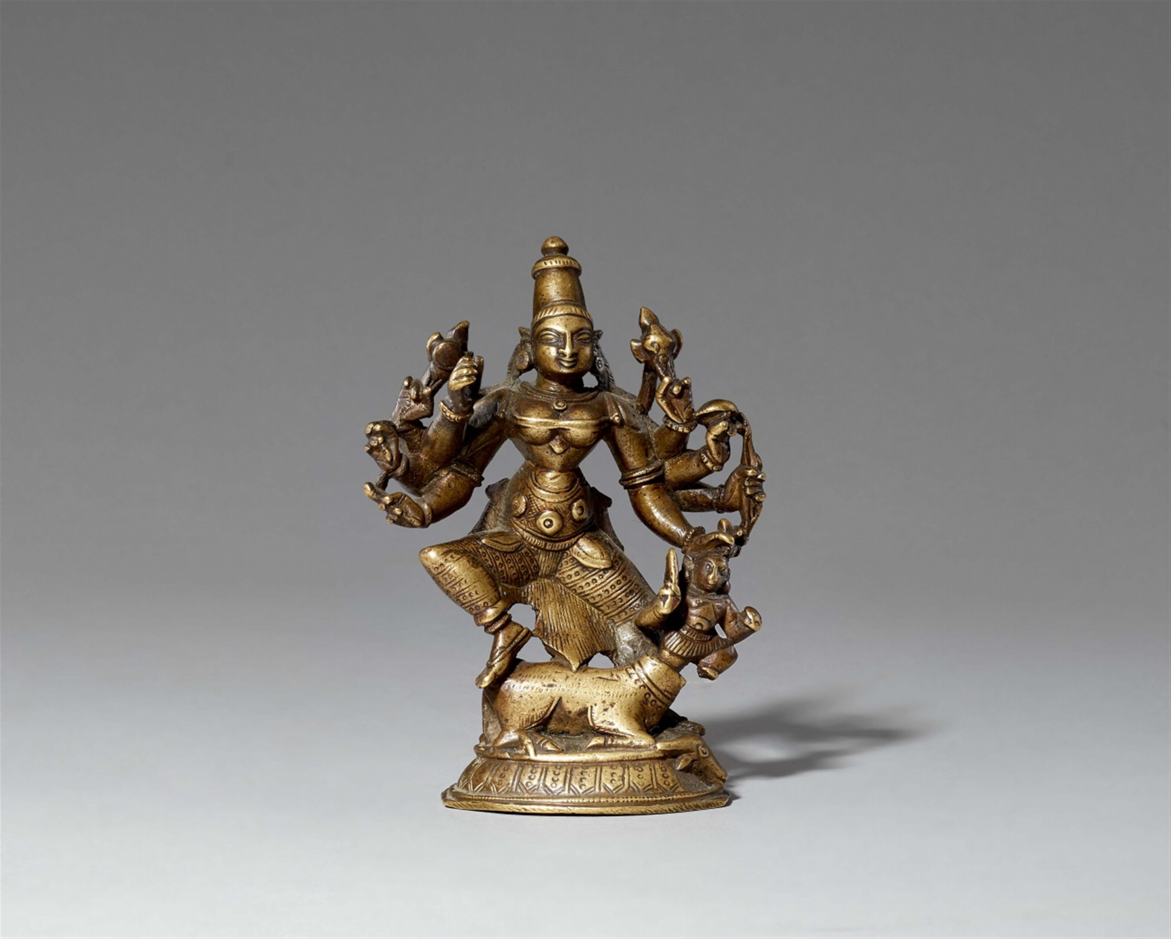 A Central Indian brass figure of an eight-armed Durga. 19th century - image-1