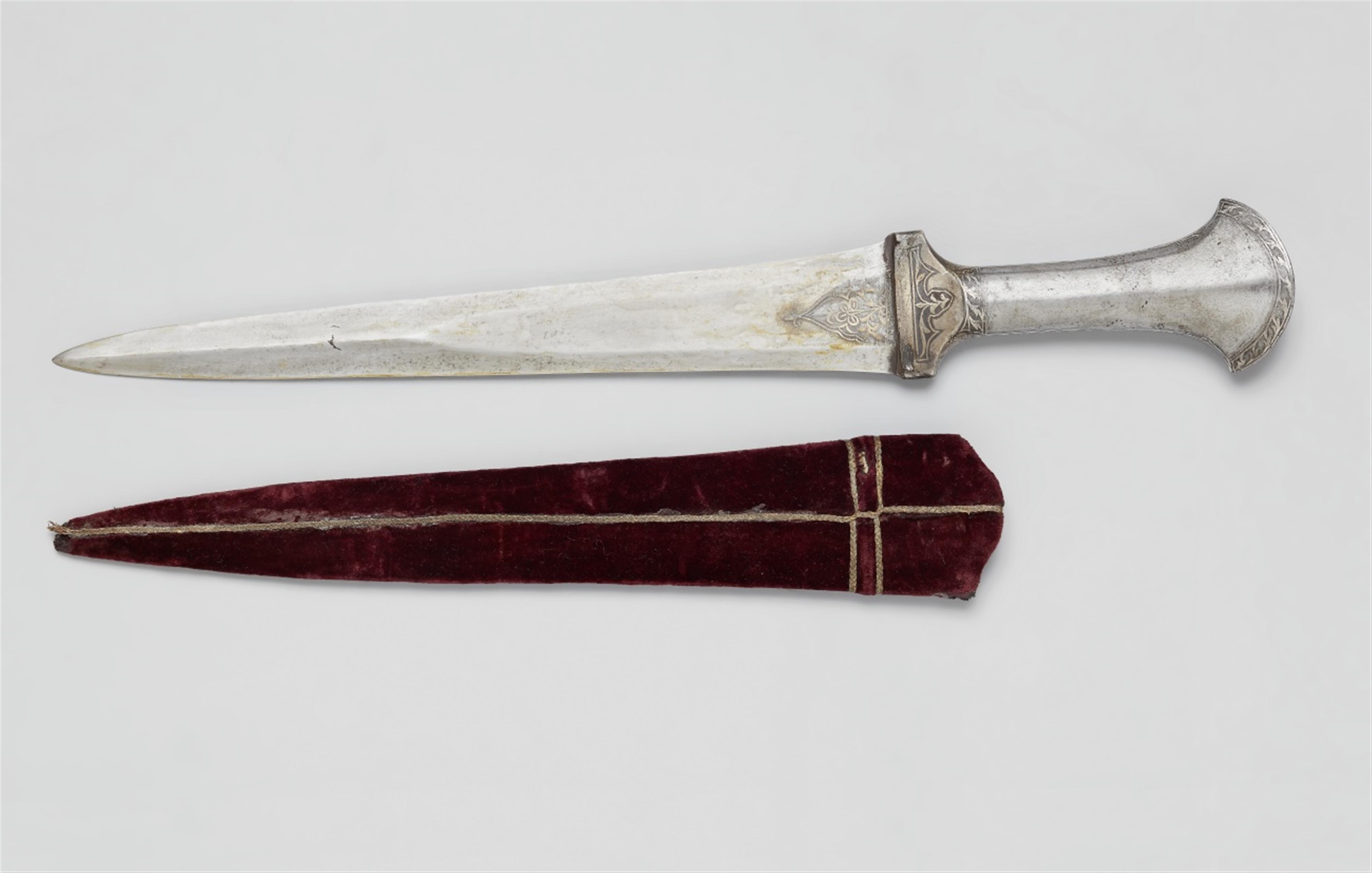 A possibly Persian dagger (kard). 19th /20th century - image-1