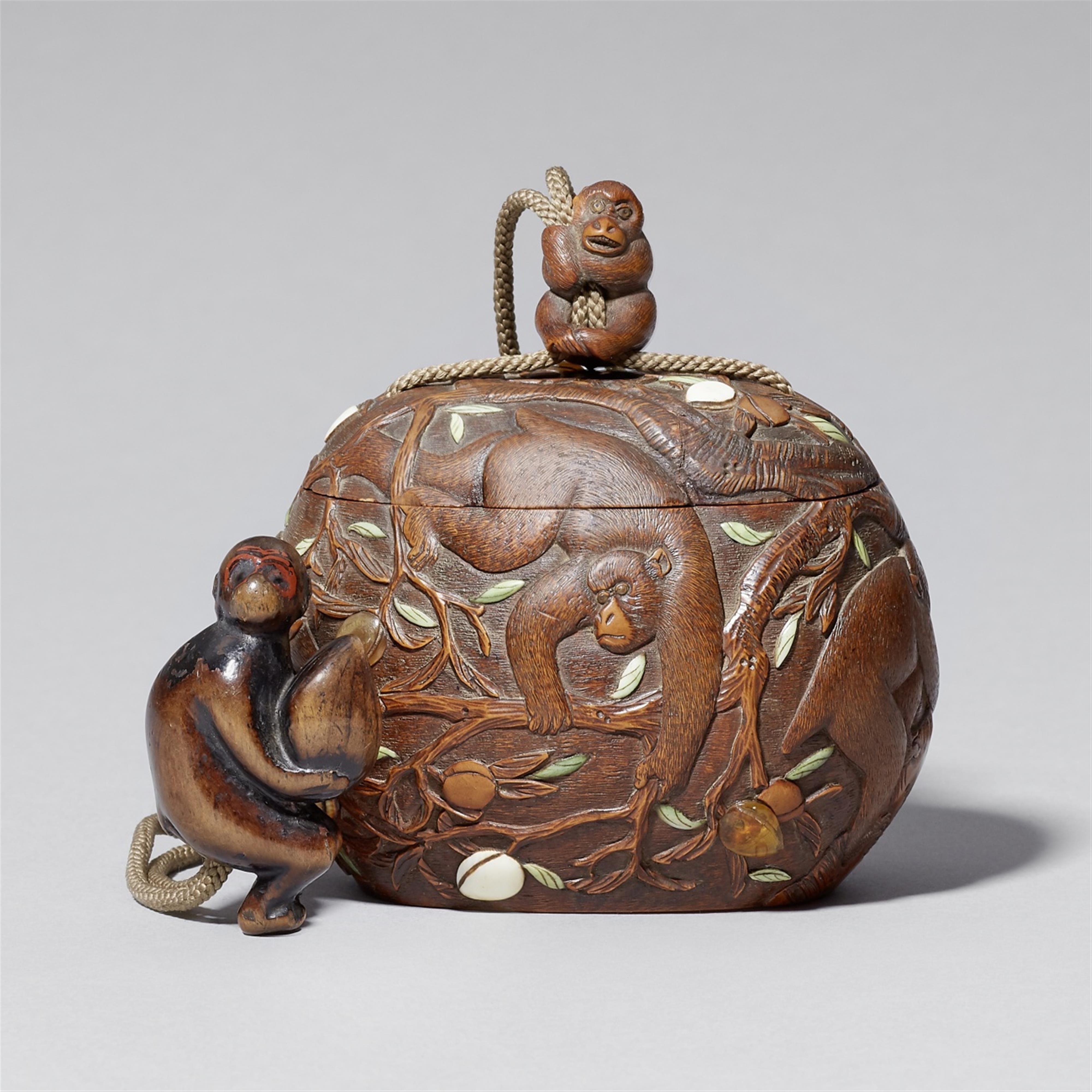 A boxwood tonkotsu. Second half 19th century - image-1