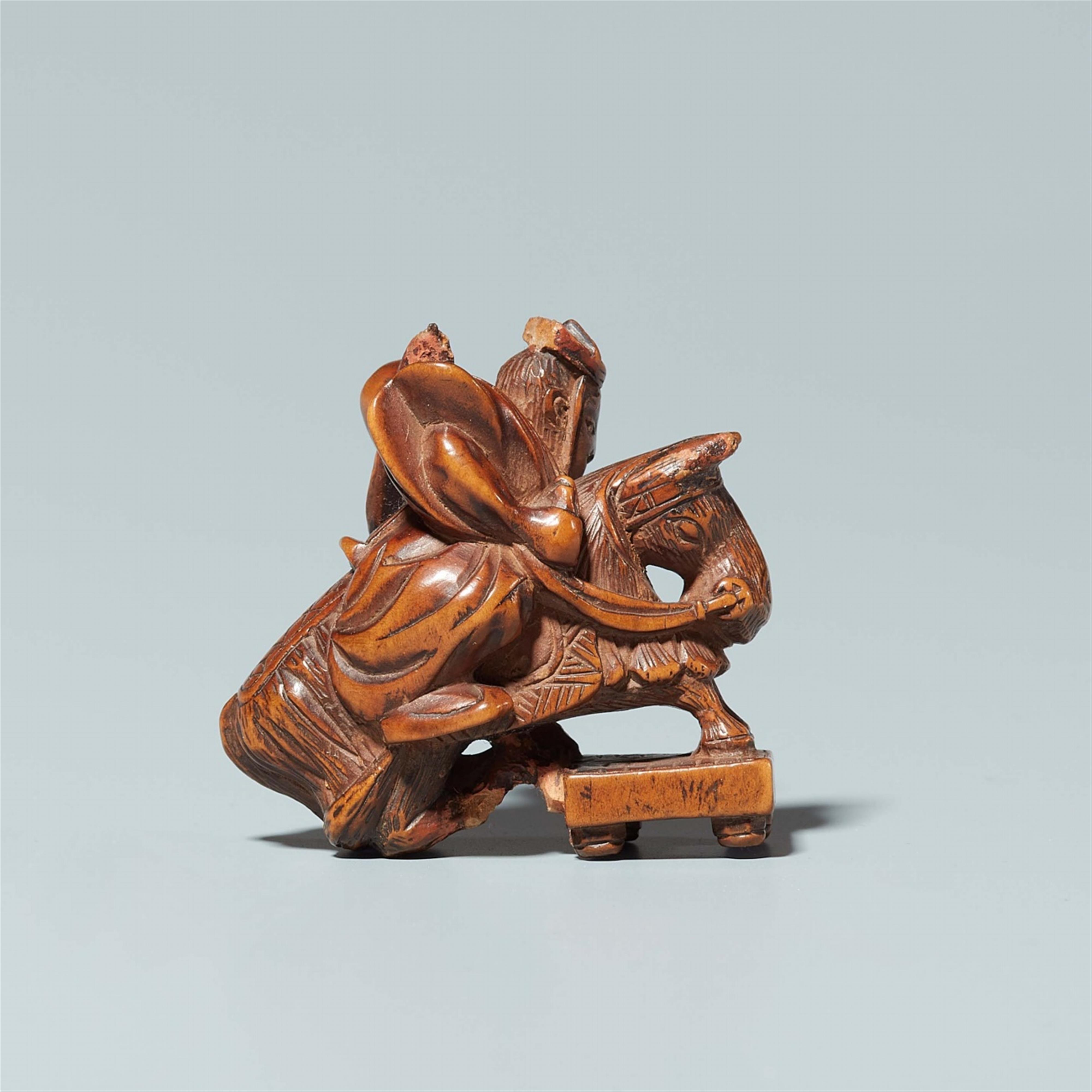 A boxwood netsuke of Oguri Hangwan. Mid-19th century - image-3