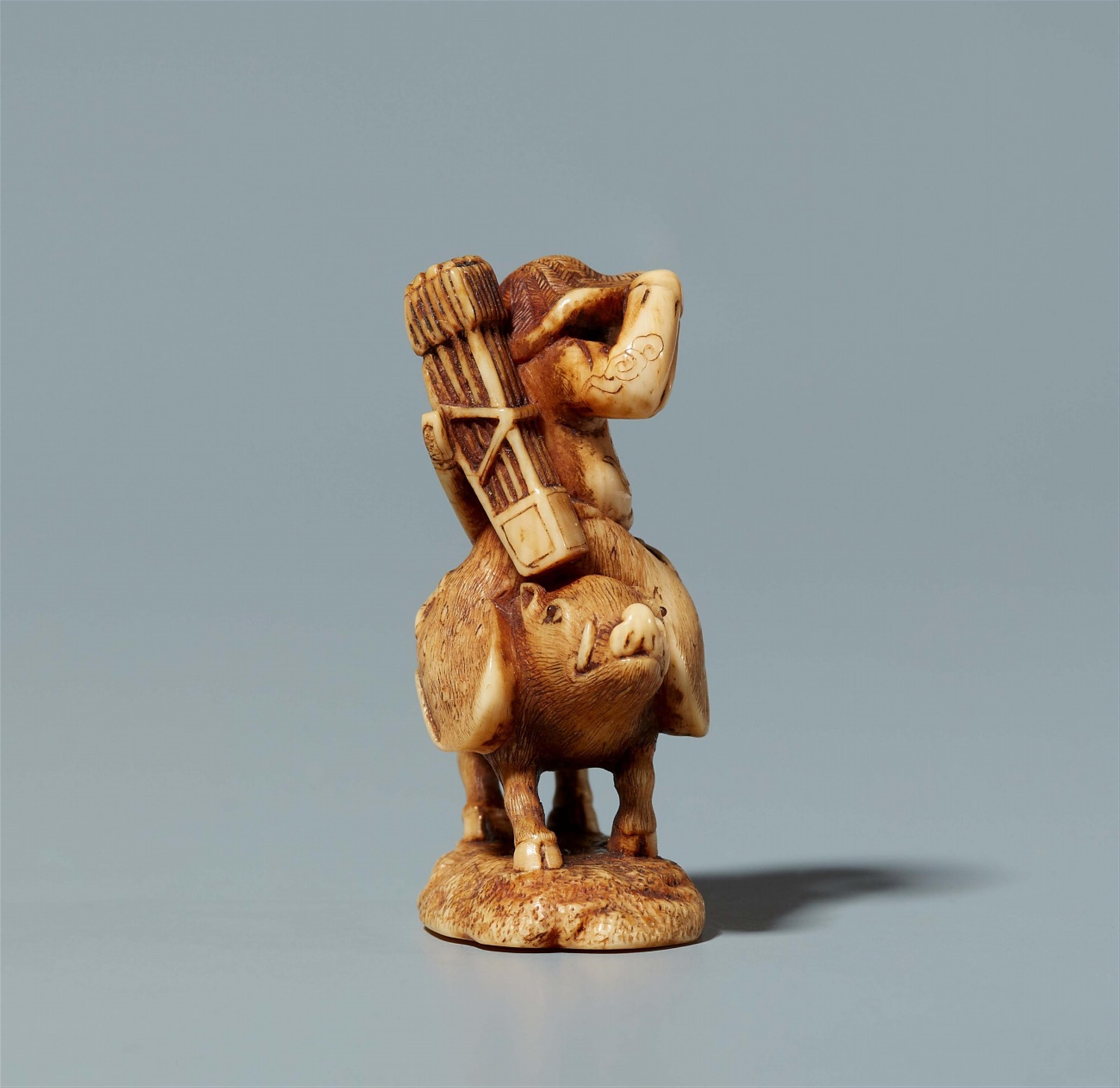 An  ivory netsuke of Nitta no shiro. Second half 19th century - image-2