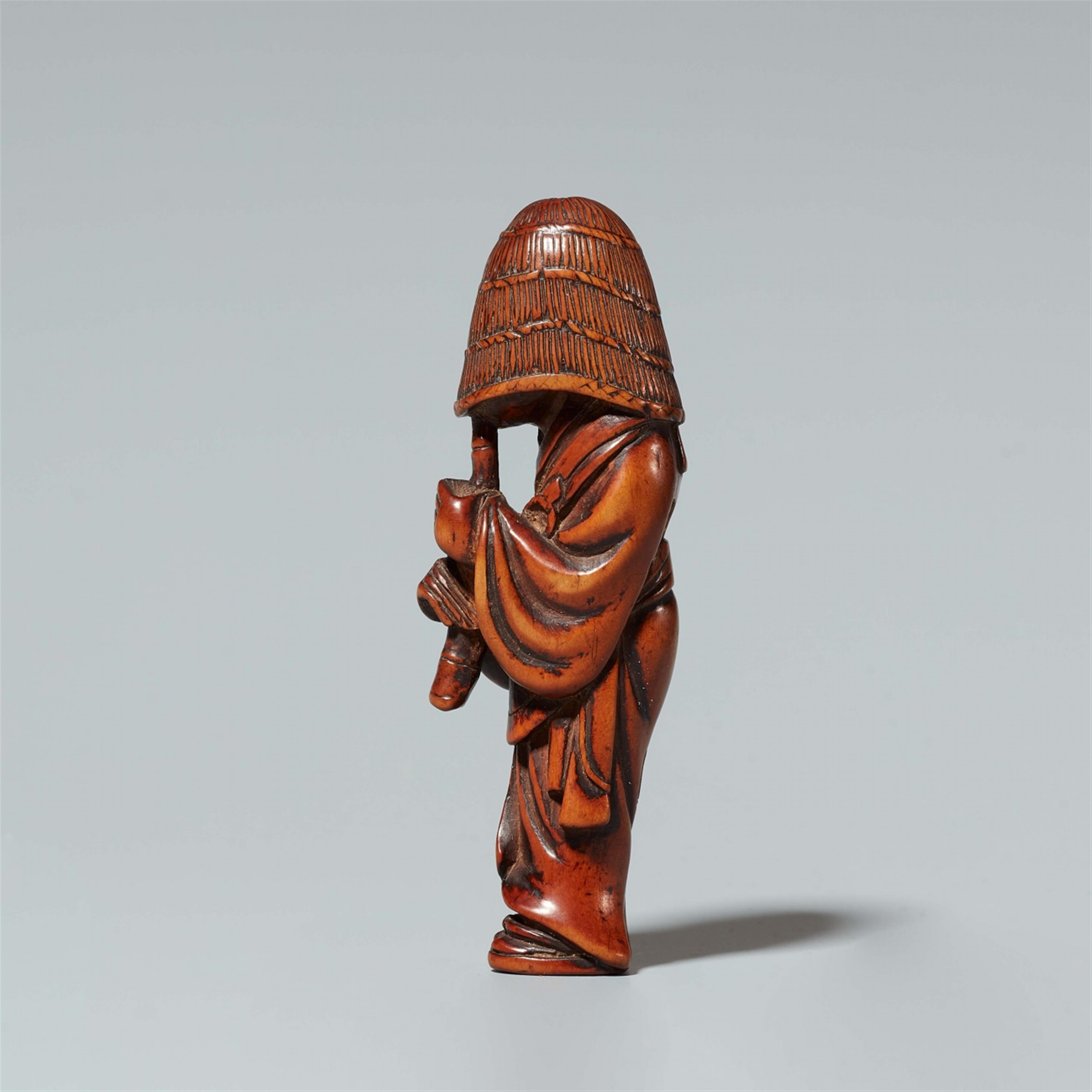 A boxwood netsuke of a Komusô monk. Around 1800 - image-4