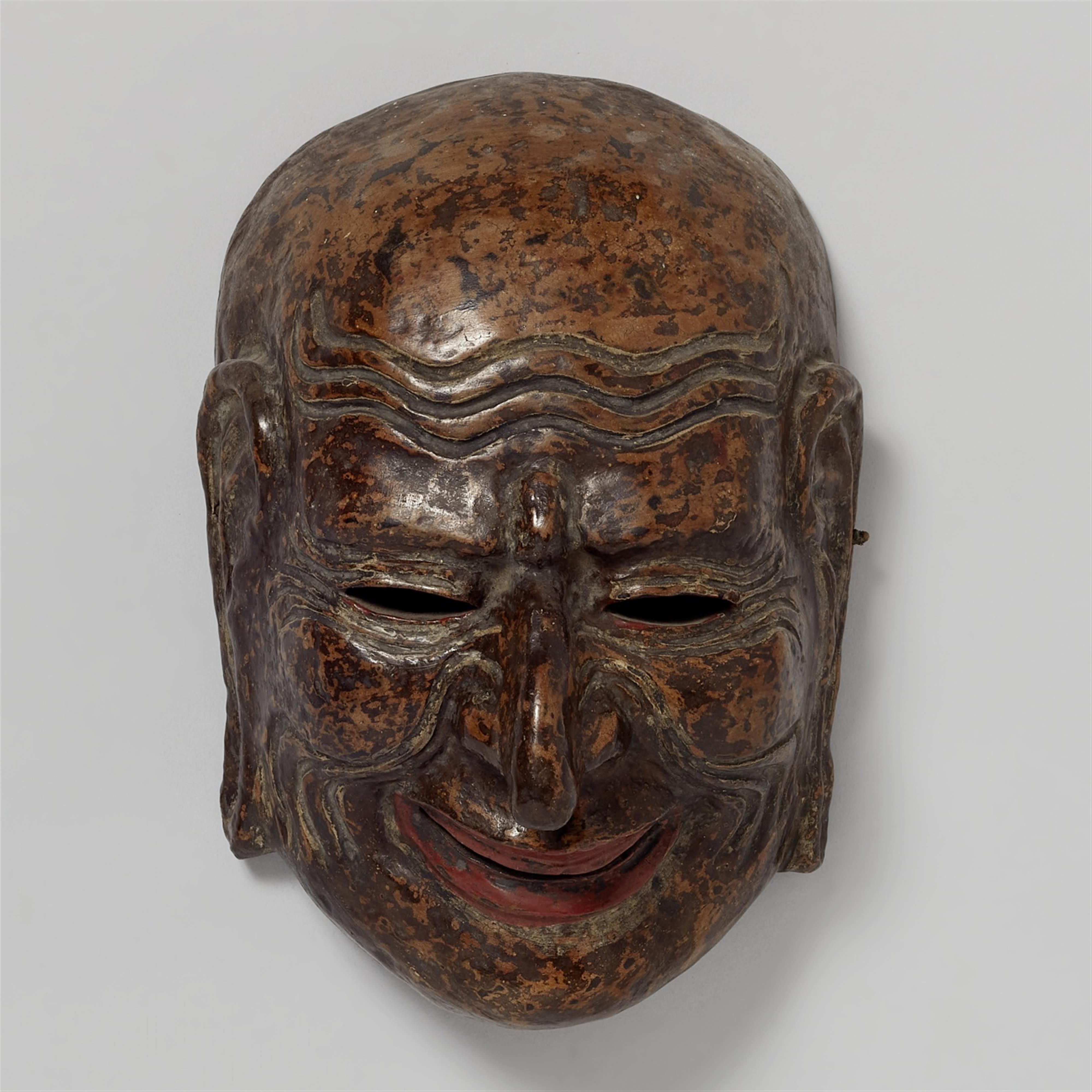 A lacquered paper maché Bugaku mask. 19th century - image-1