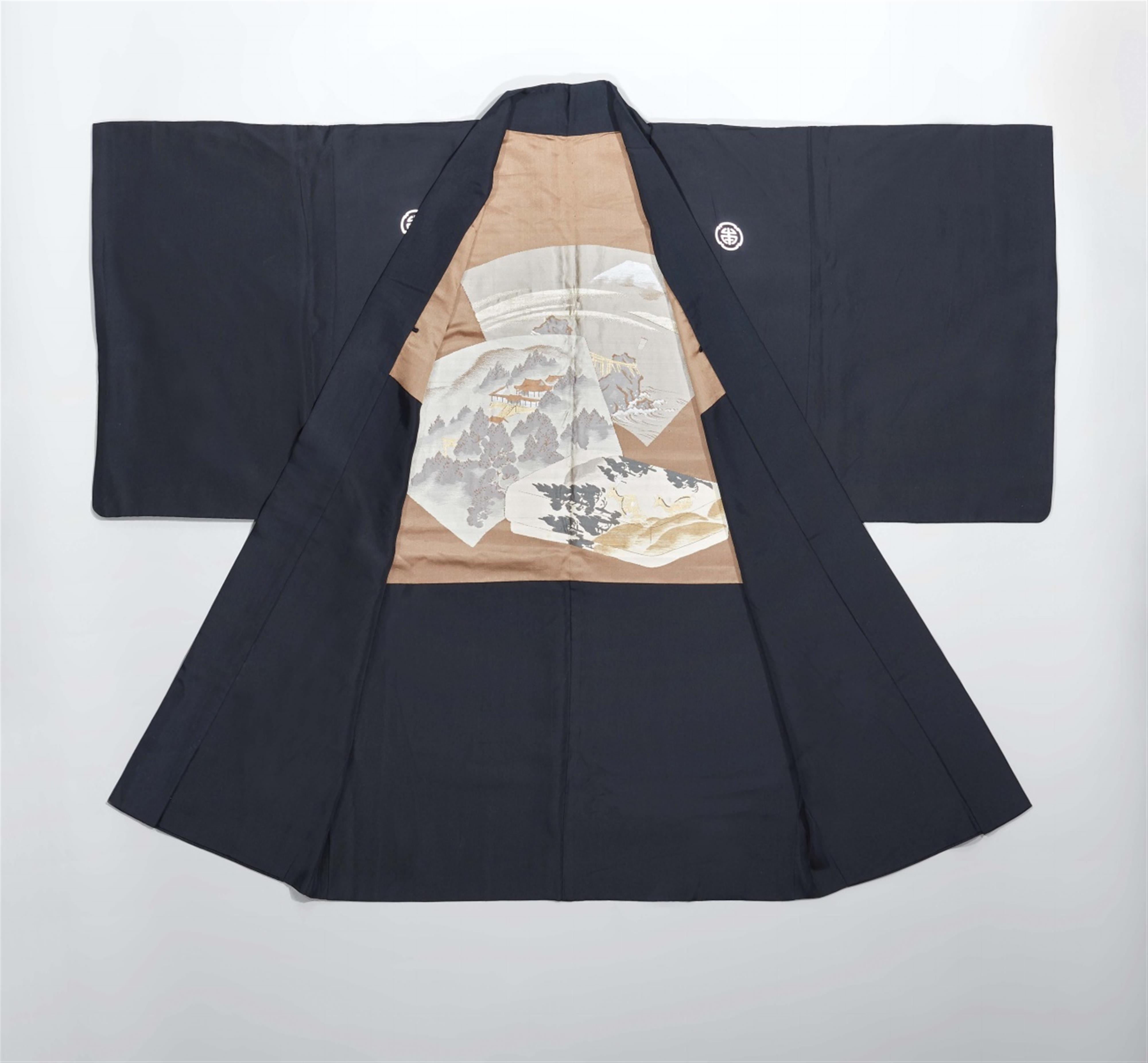 Two black silk jackets, each with five family crests (montsuki haori) for formal occasions. Early 20th century - image-3