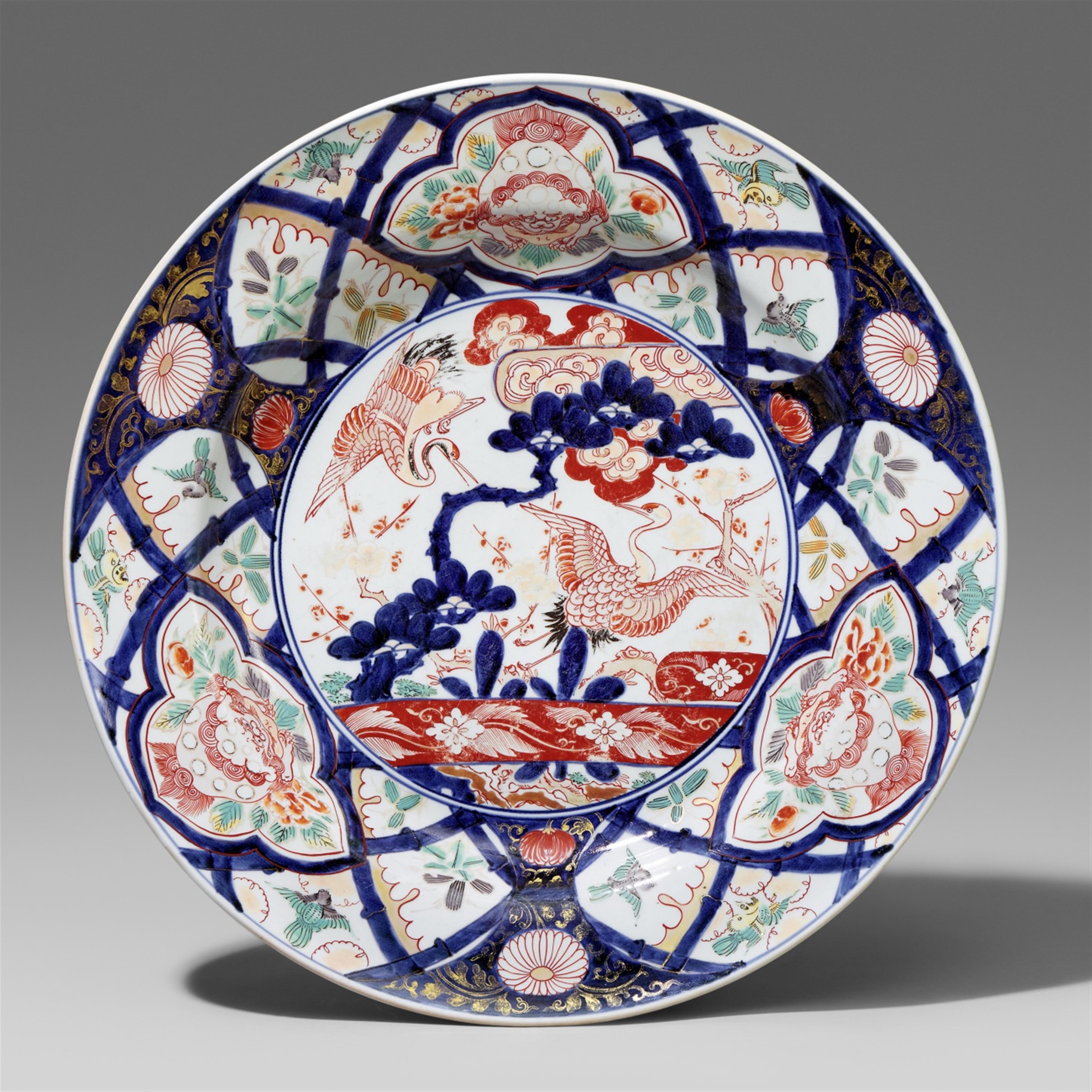 Two Imari chargers. Arita. Early 18th century - image-1