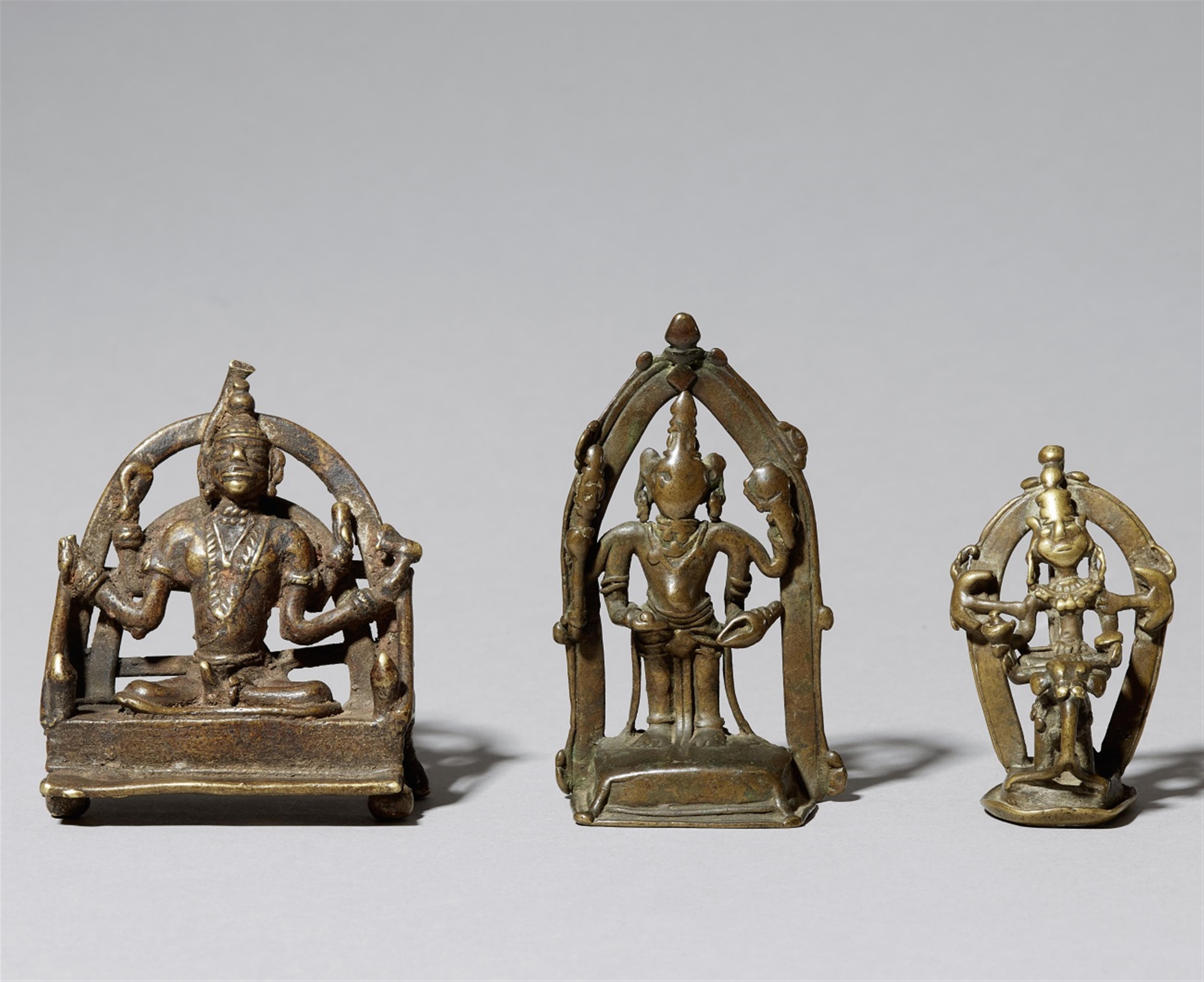 Three Central Indian folk bronze shrines. 17th/19th century - image-1