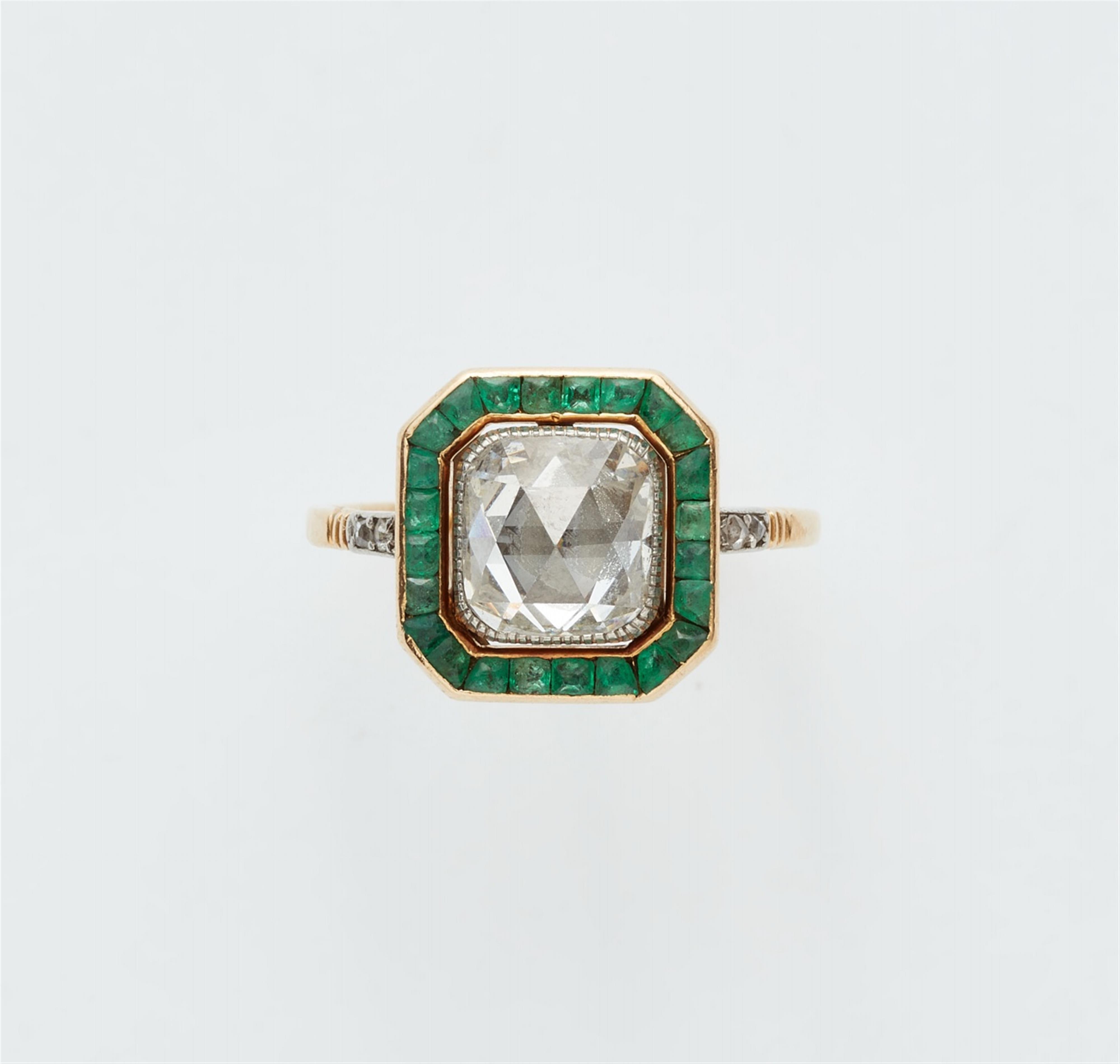 A Belle Epoque gold diamond ring - image-1