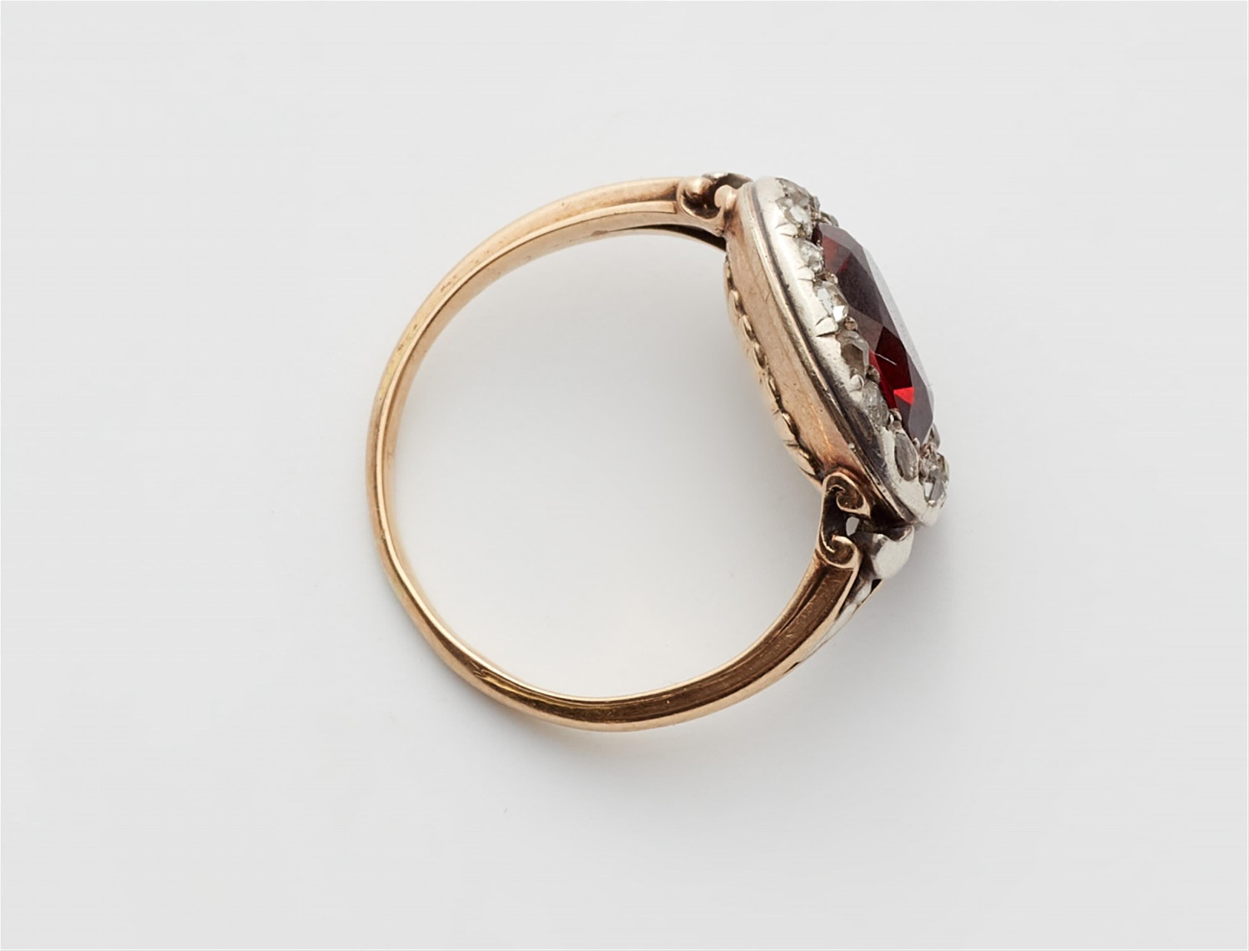 A George III garnet ring - image-3