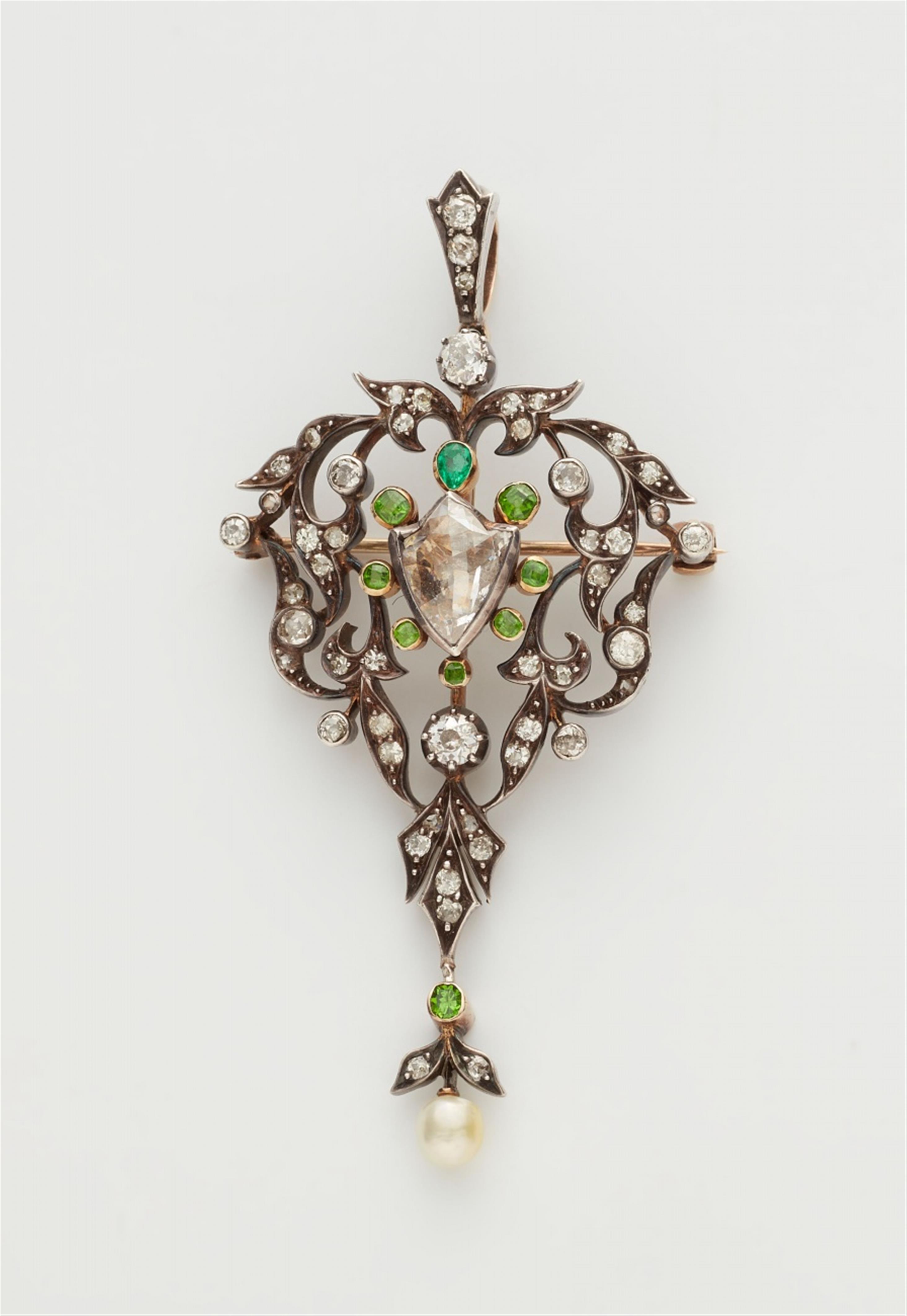 A Victorian diamond pendant - image-1