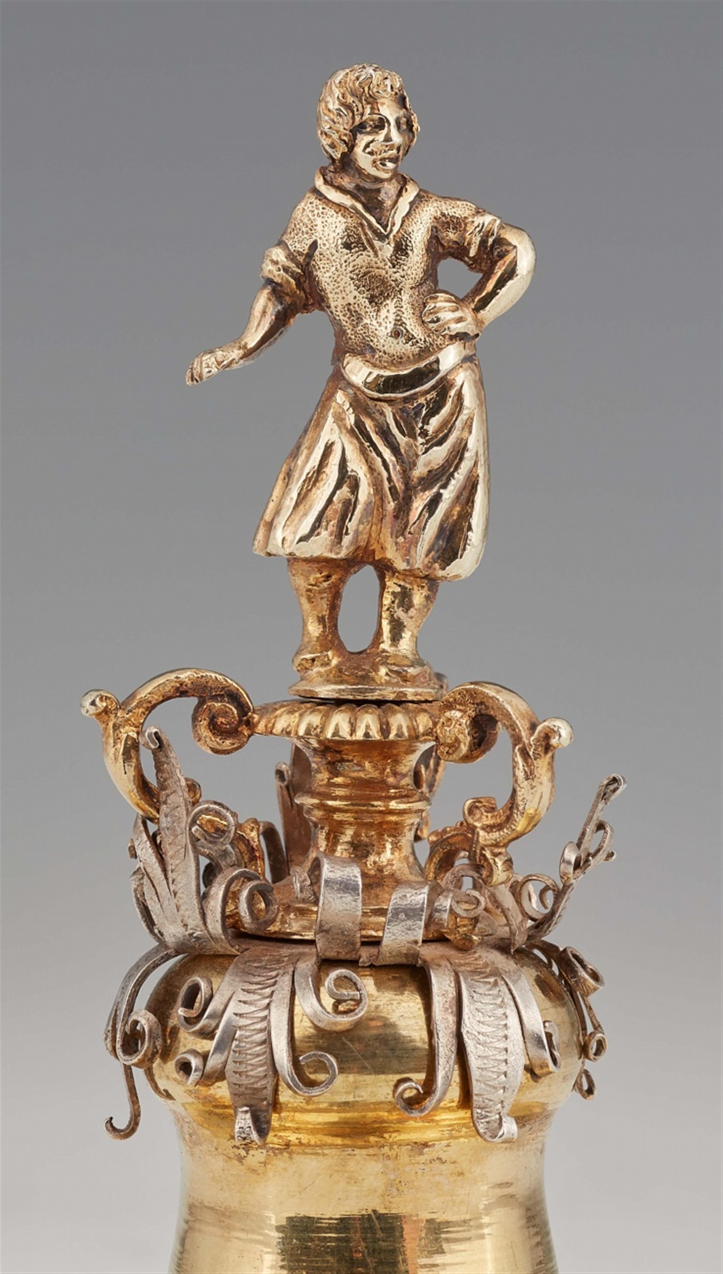 An important Nuremberg silver gilt council goblet - image-2