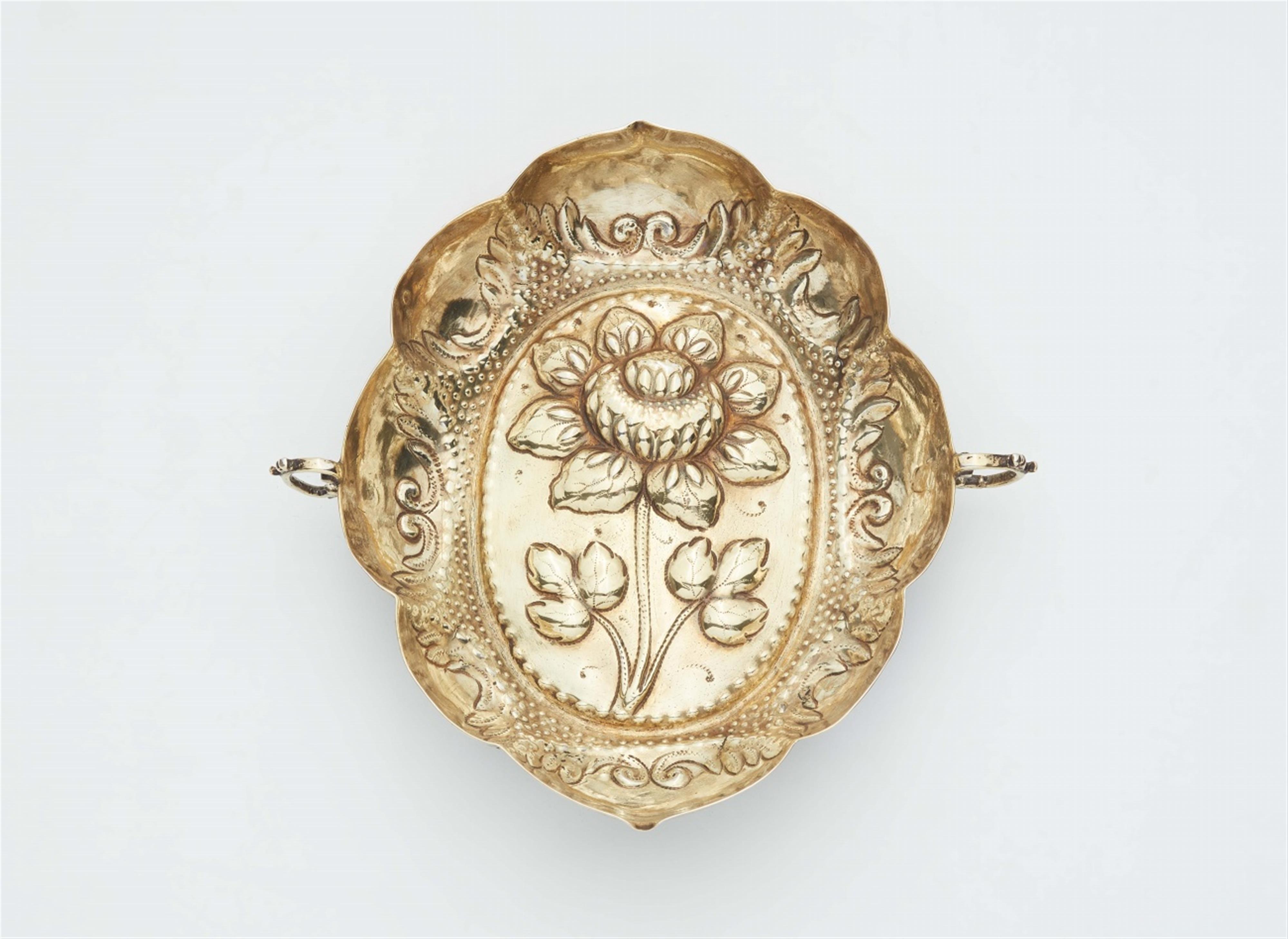 An Augsburg silver gilt brandy bowl - image-1