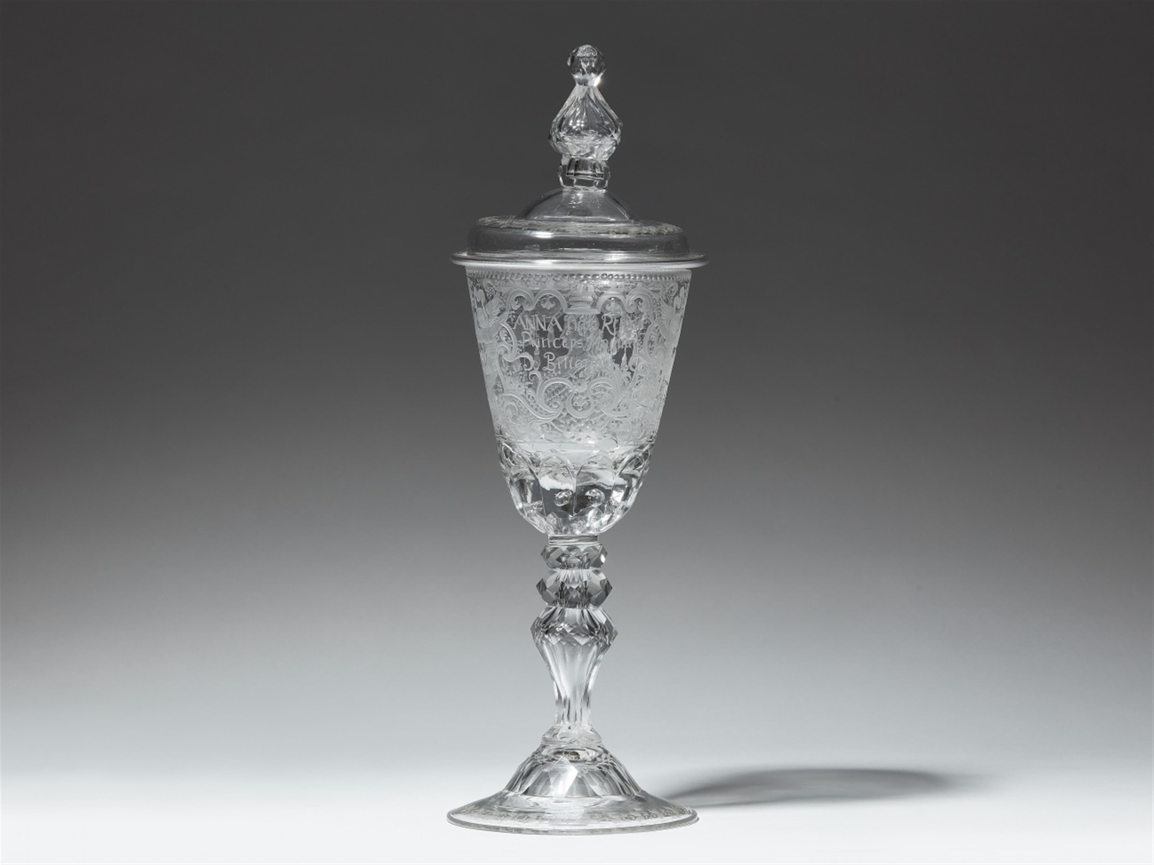 An important Lauenstein glass goblet and cover commemorating Queen Anne - image-2