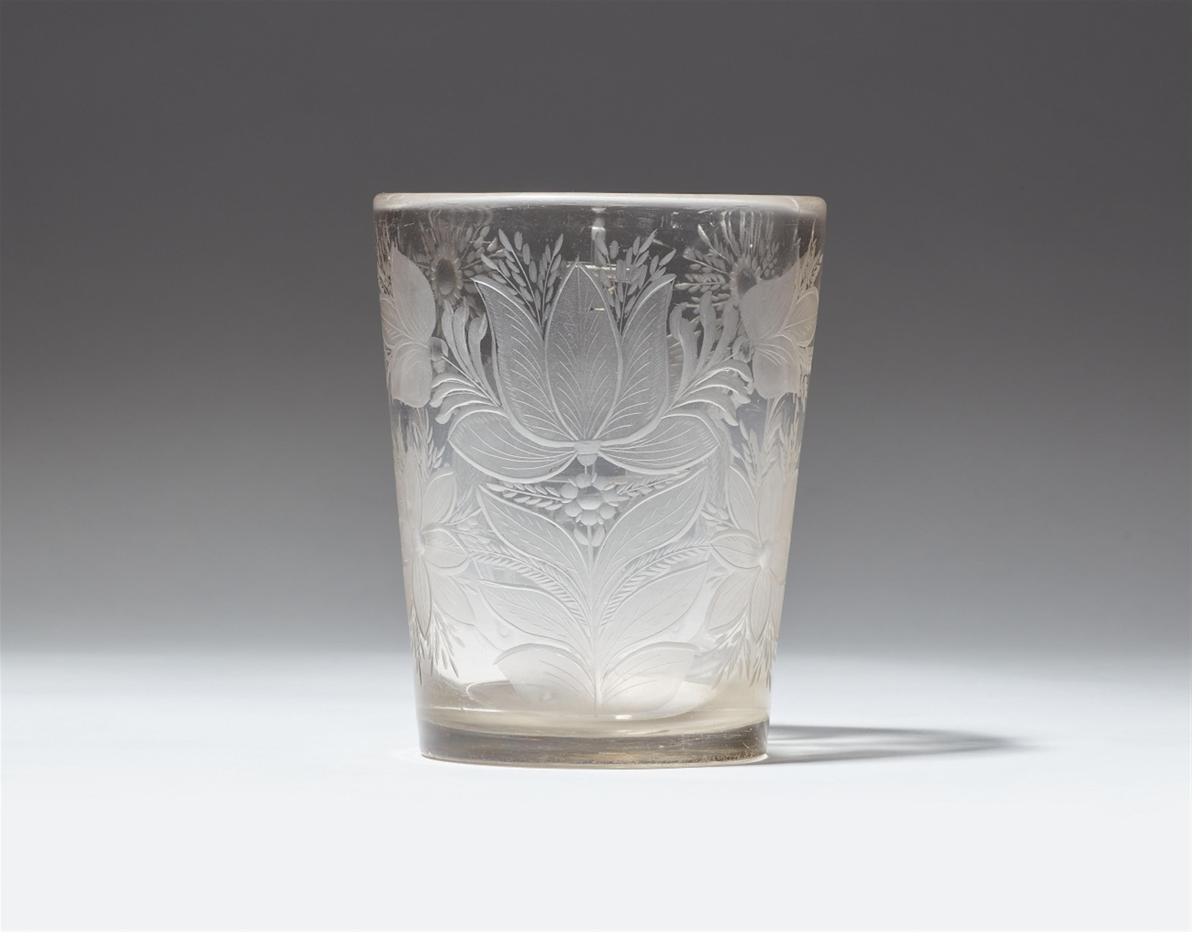An important Bohemian glass beaker with the Electoral Palatinate coat of arms - image-2