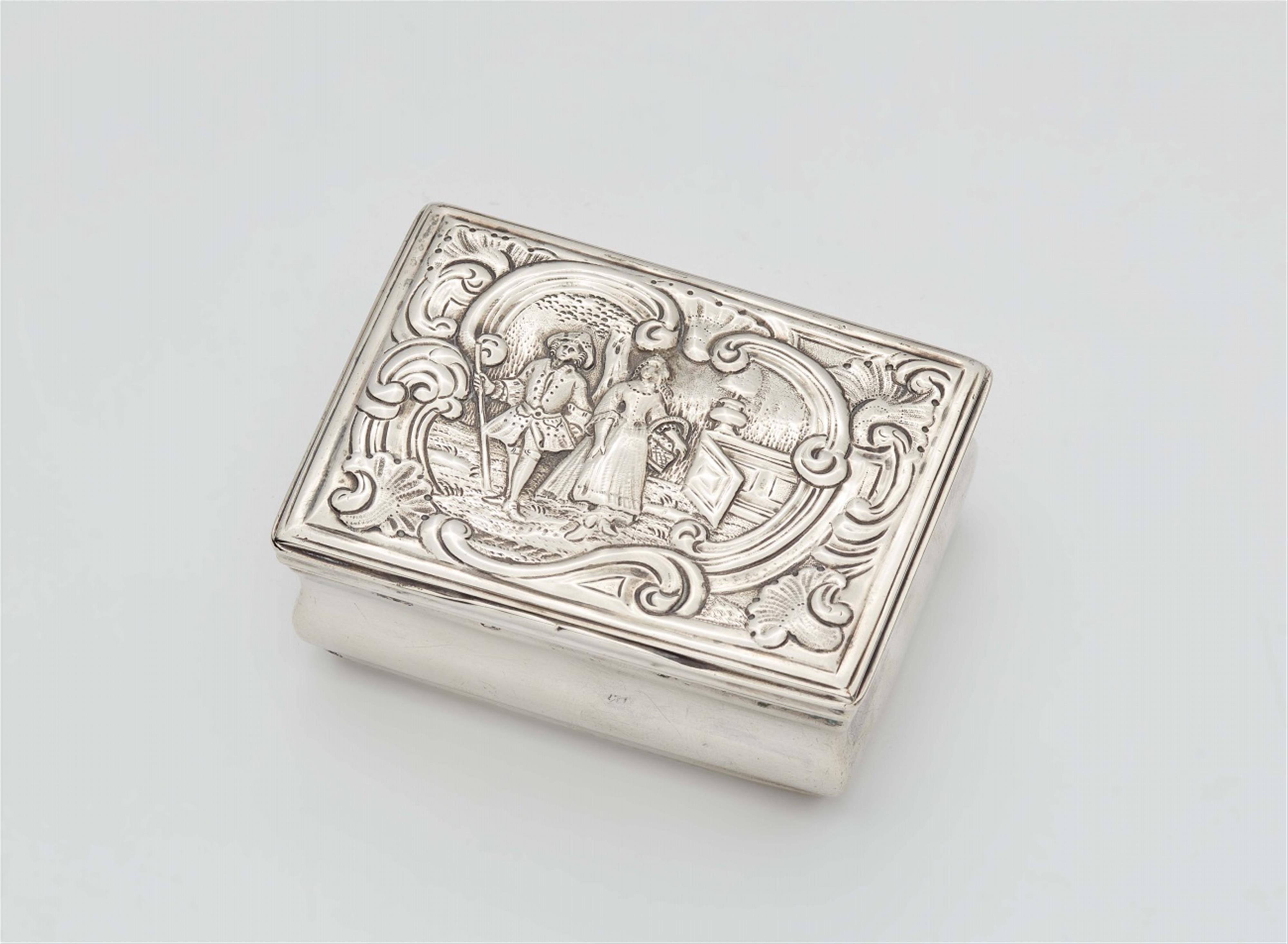 A Nuremberg silver snuff box - image-1