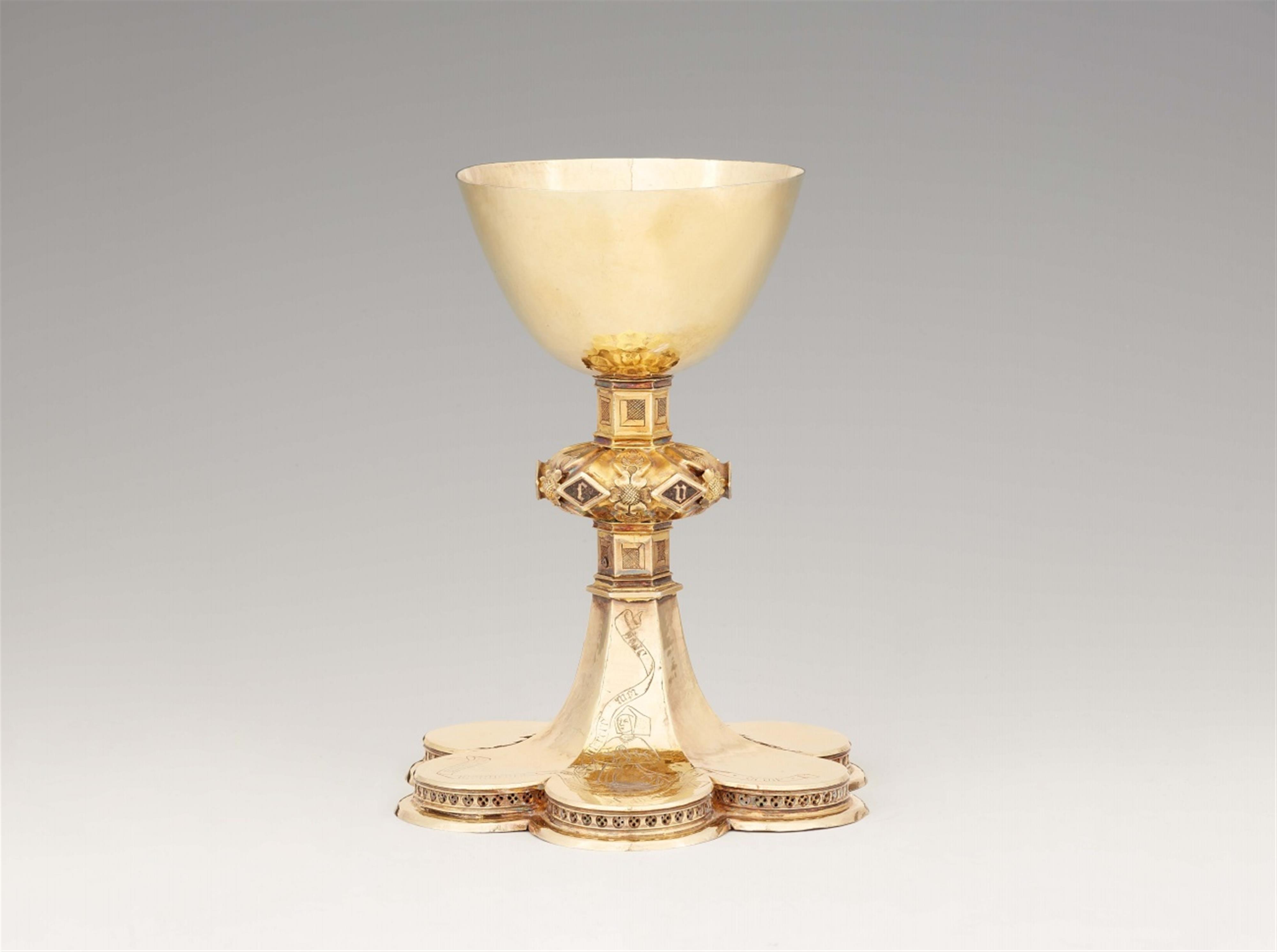 A late Gothic silver gilt communion chalice - image-1