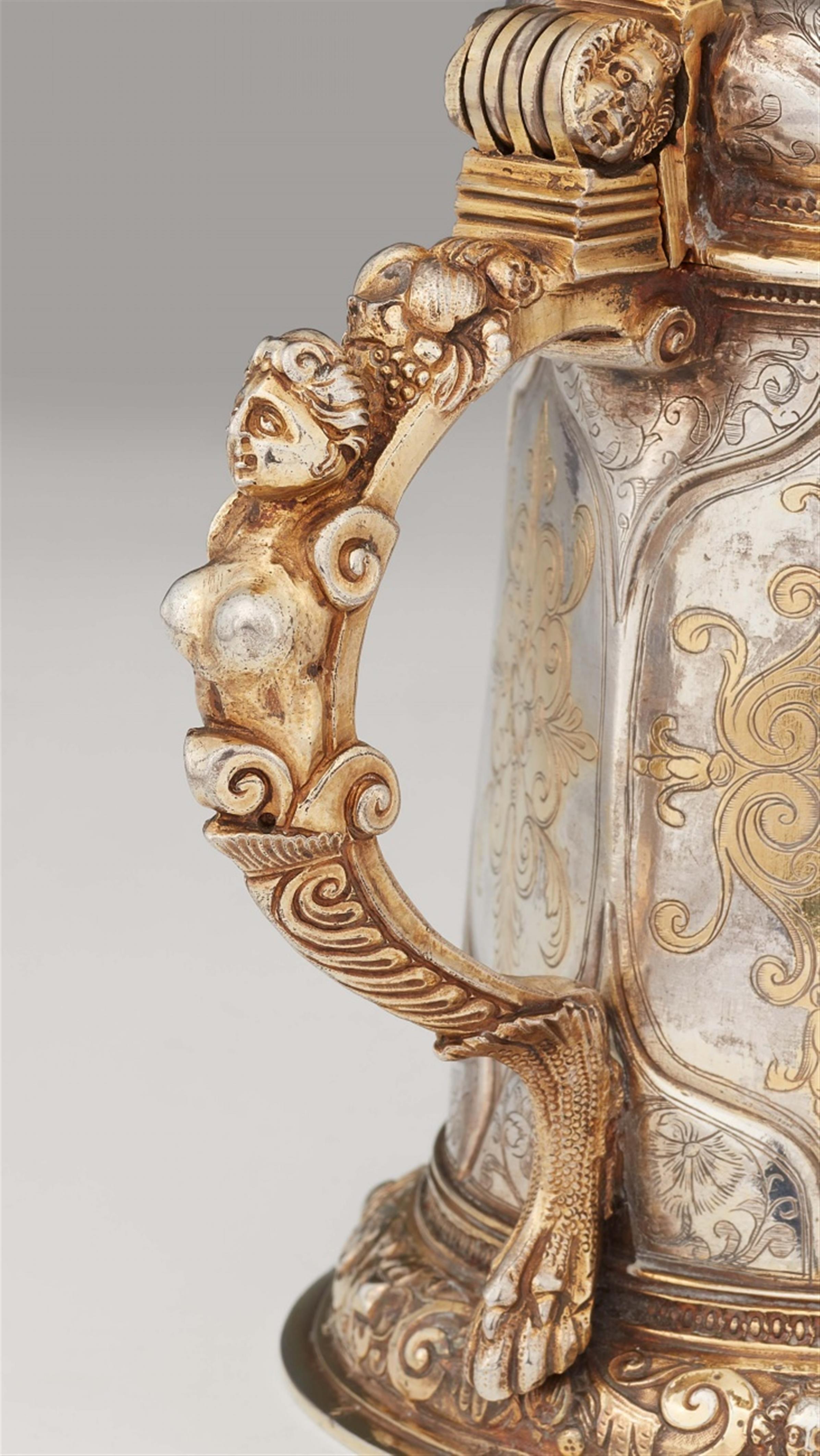 An important Renaissance parcel gilt silver tankard - image-4