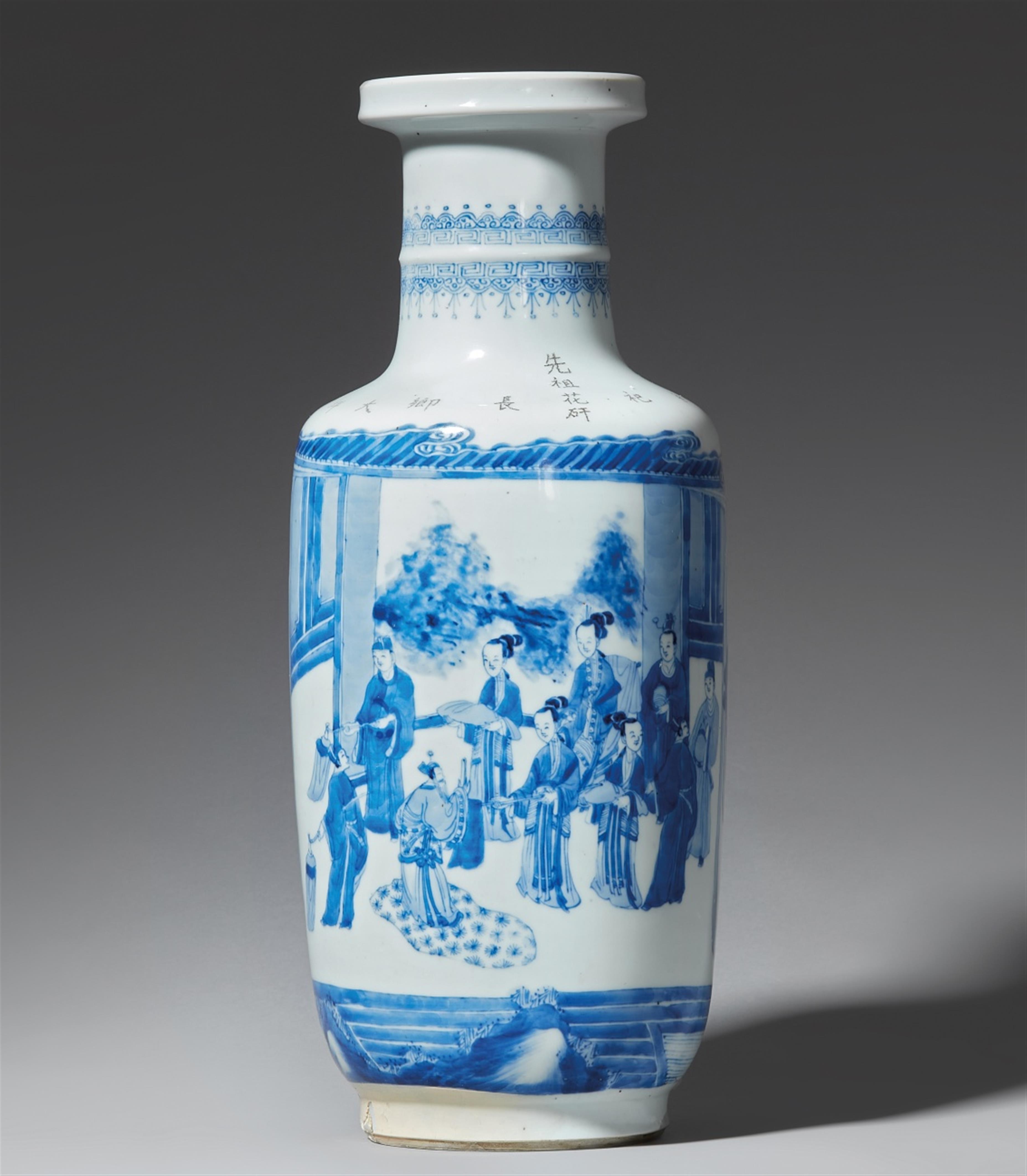 A blue and white rouleau-vase. Kangxi period (1662-1722) - image-1