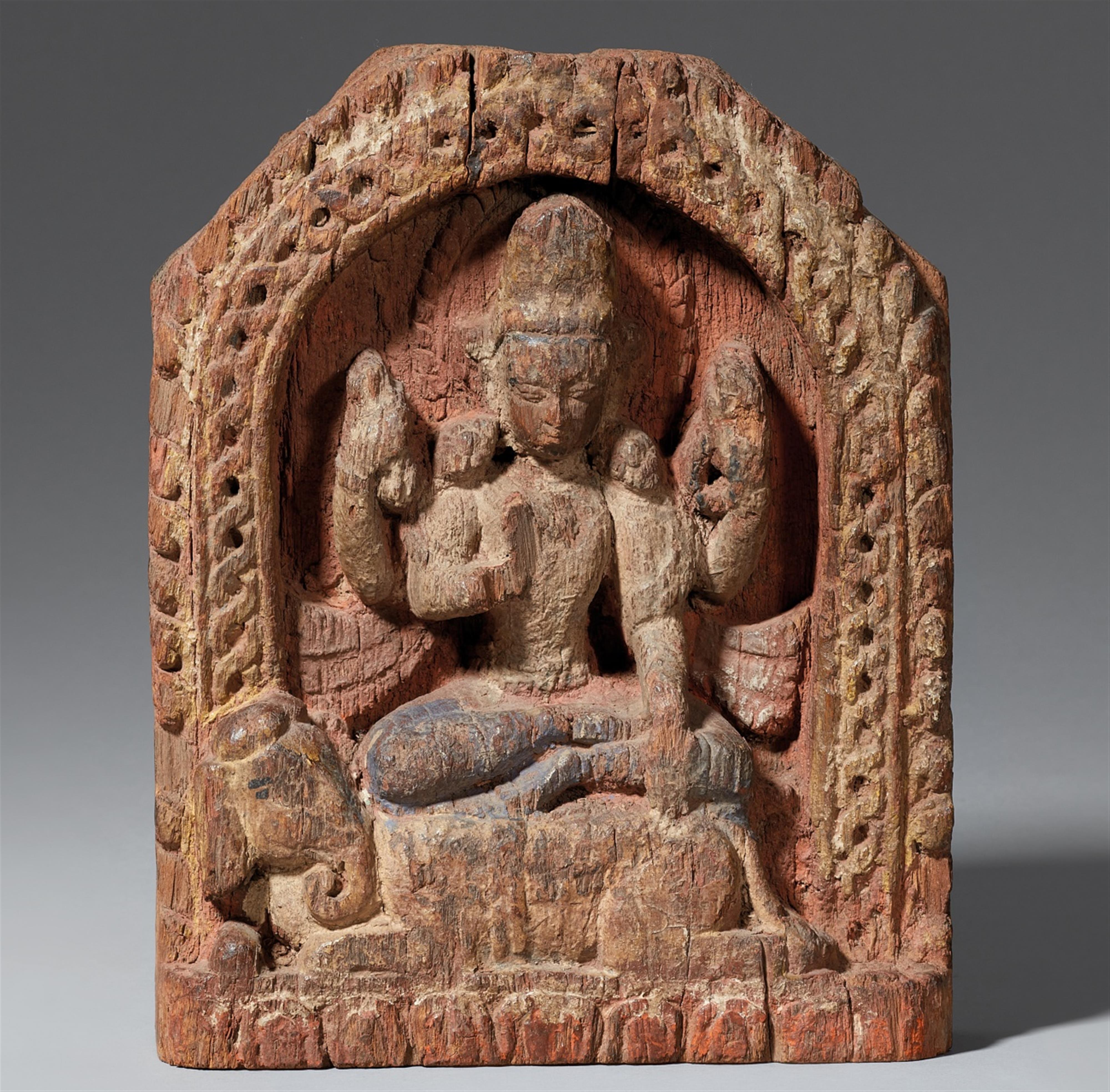 A Nepalese carved wooden stele of Indra. 17th centruy - image-1