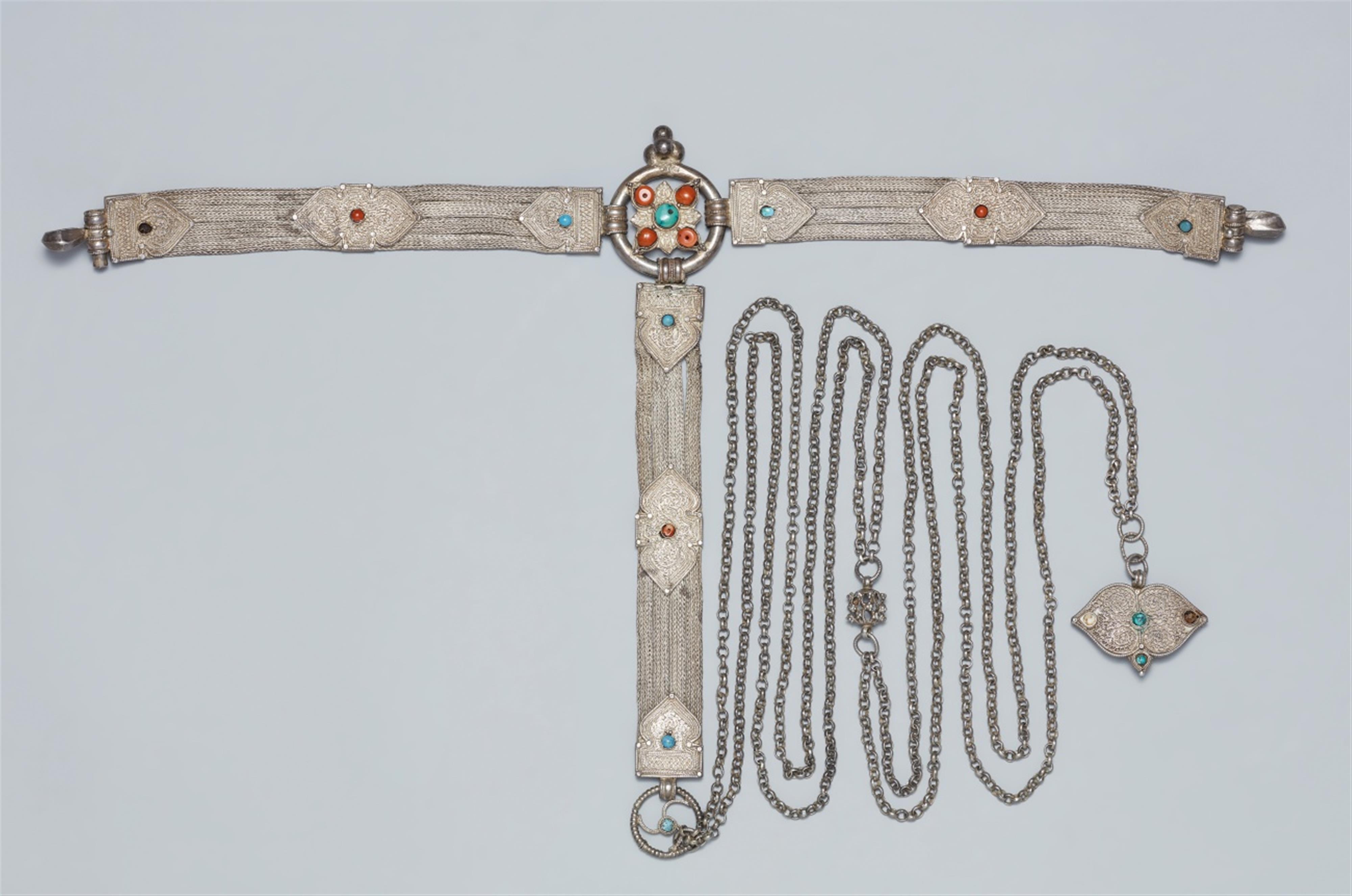 A Tibetan silver belt ornament - image-1