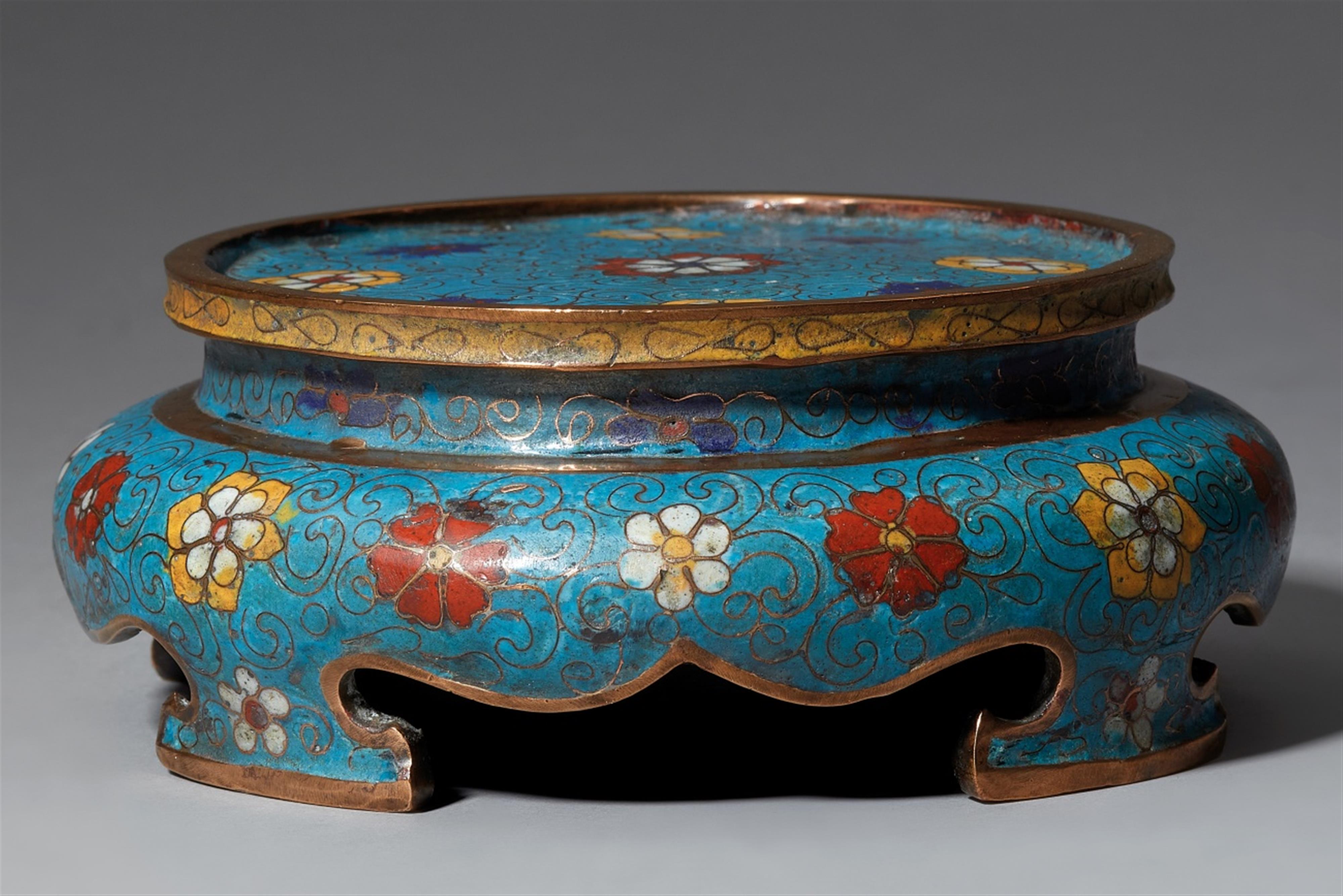 A closonné enamel stand. 19th century - image-1